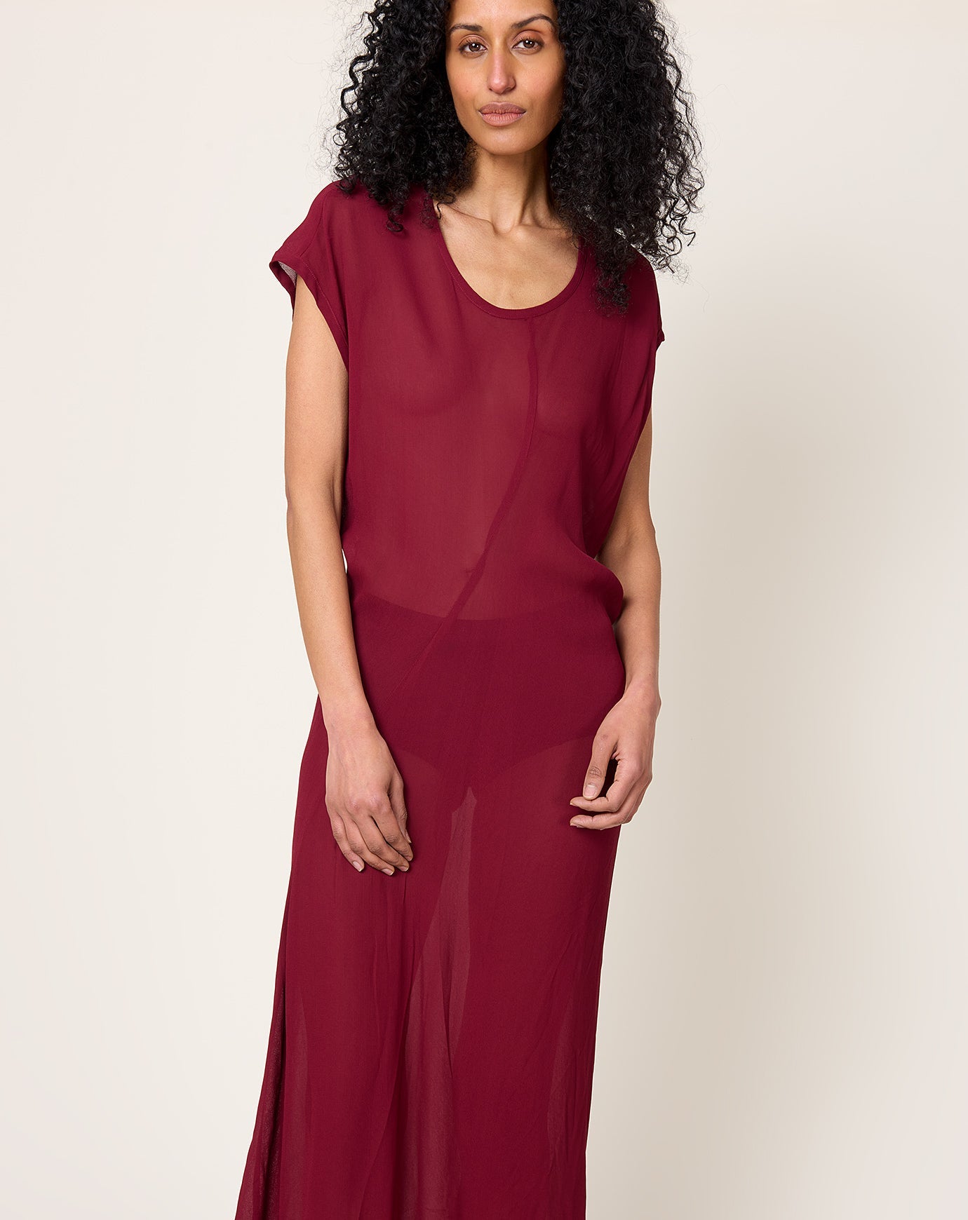 6397 S-Curve Dress in Bordeaux