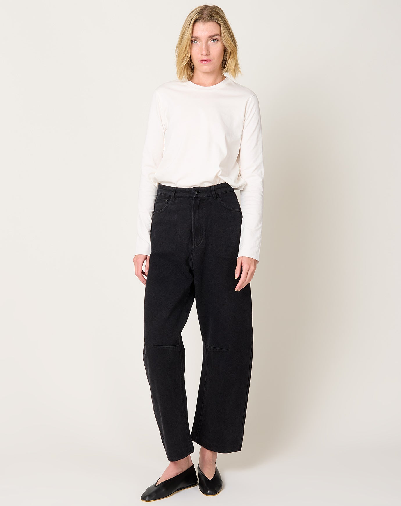 7115 by Szeki Curve Legged Work Trouser in Washed Black