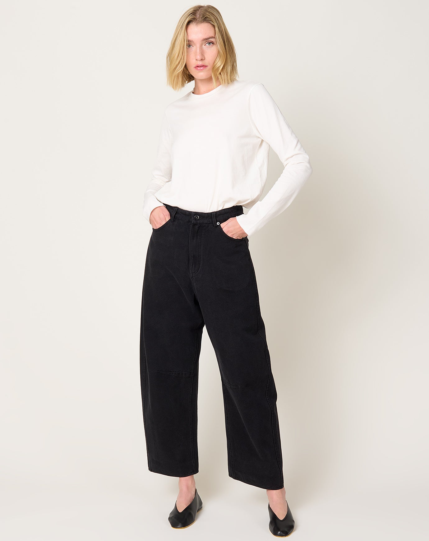 7115 by Szeki Curve Legged Work Trouser in Washed Black