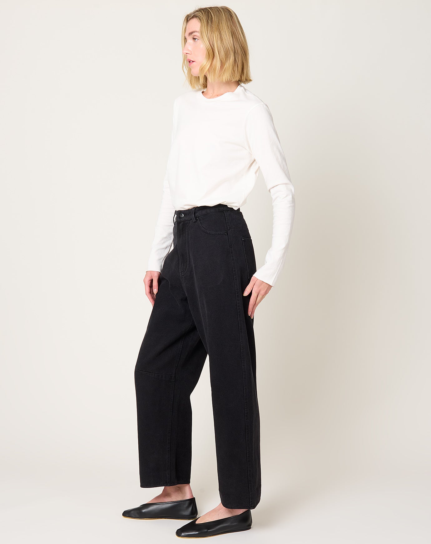 7115 by Szeki Curve Legged Work Trouser in Washed Black