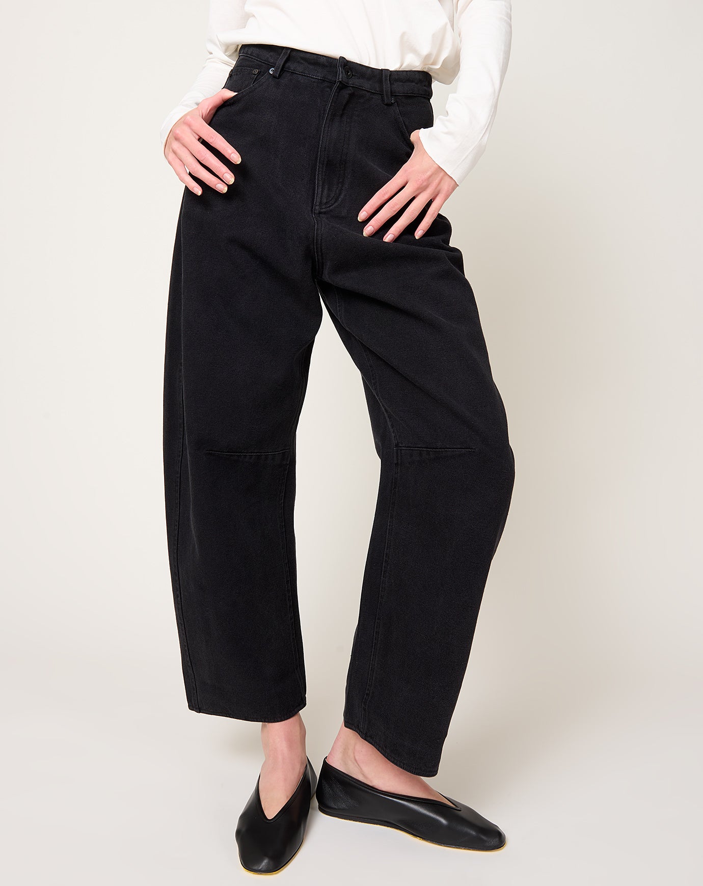 7115 by Szeki Curve Legged Work Trouser in Washed Black