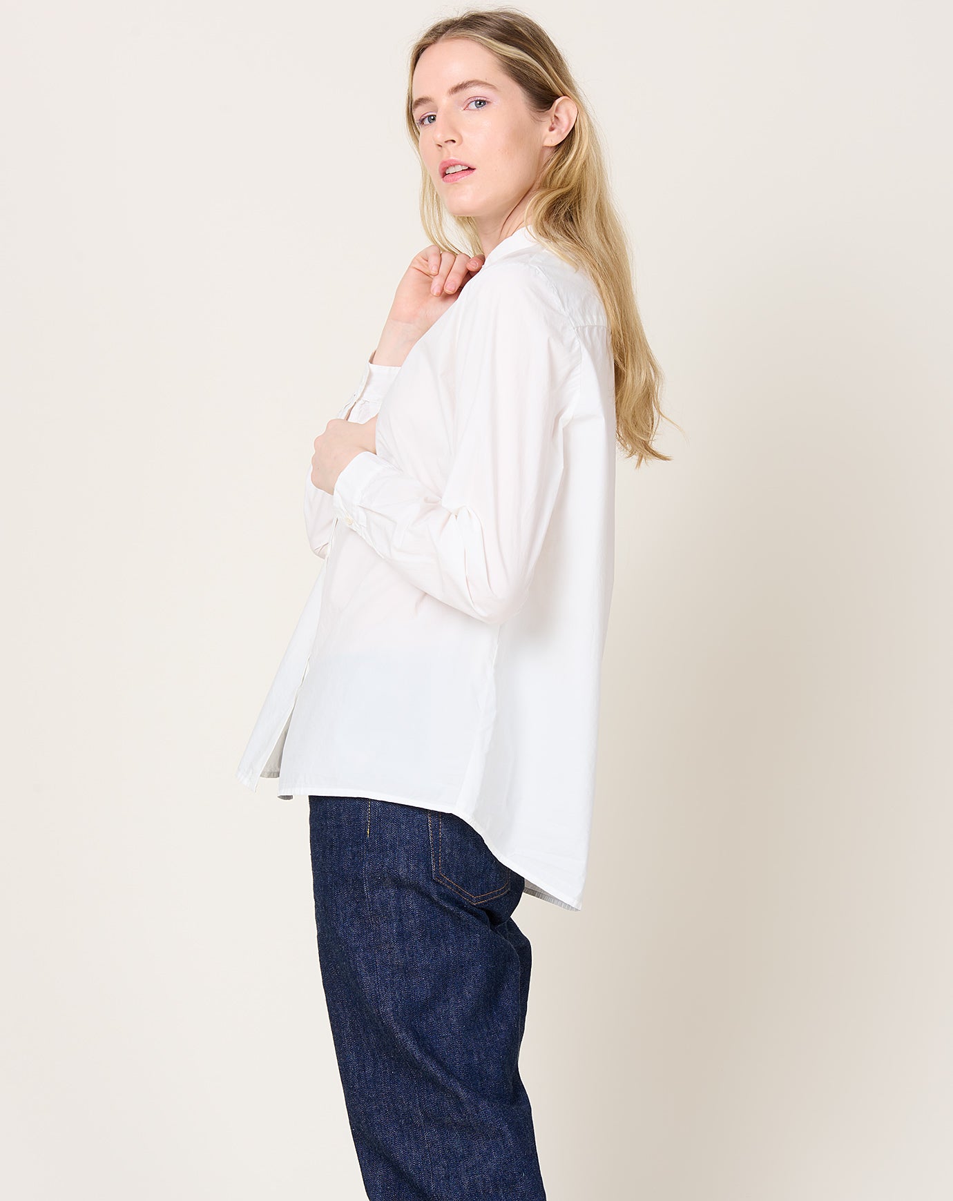 apuntob Cotton Poplin Shirt in Milk