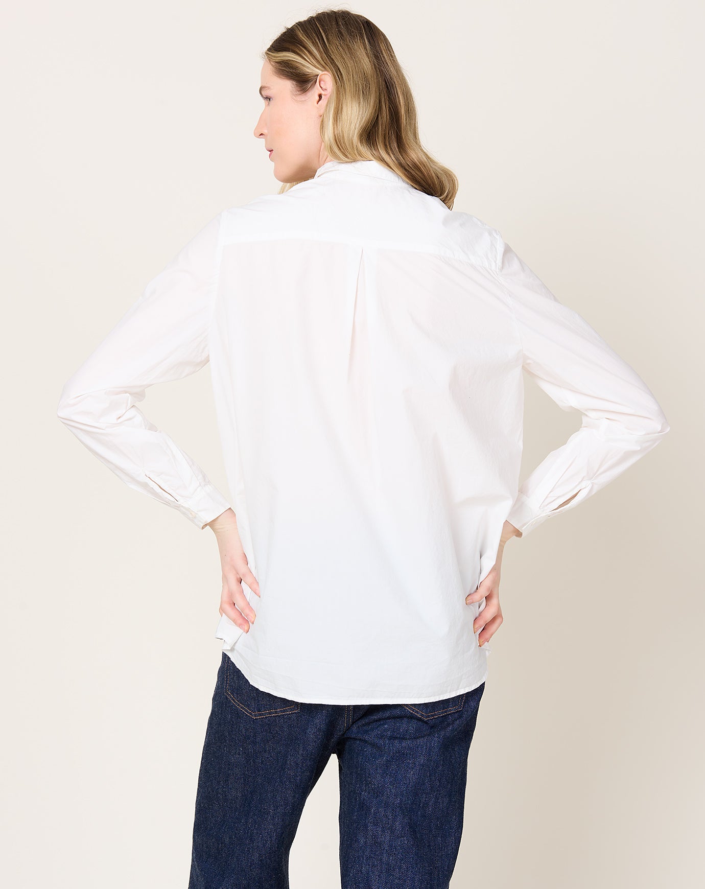 apuntob Cotton Poplin Shirt in Milk