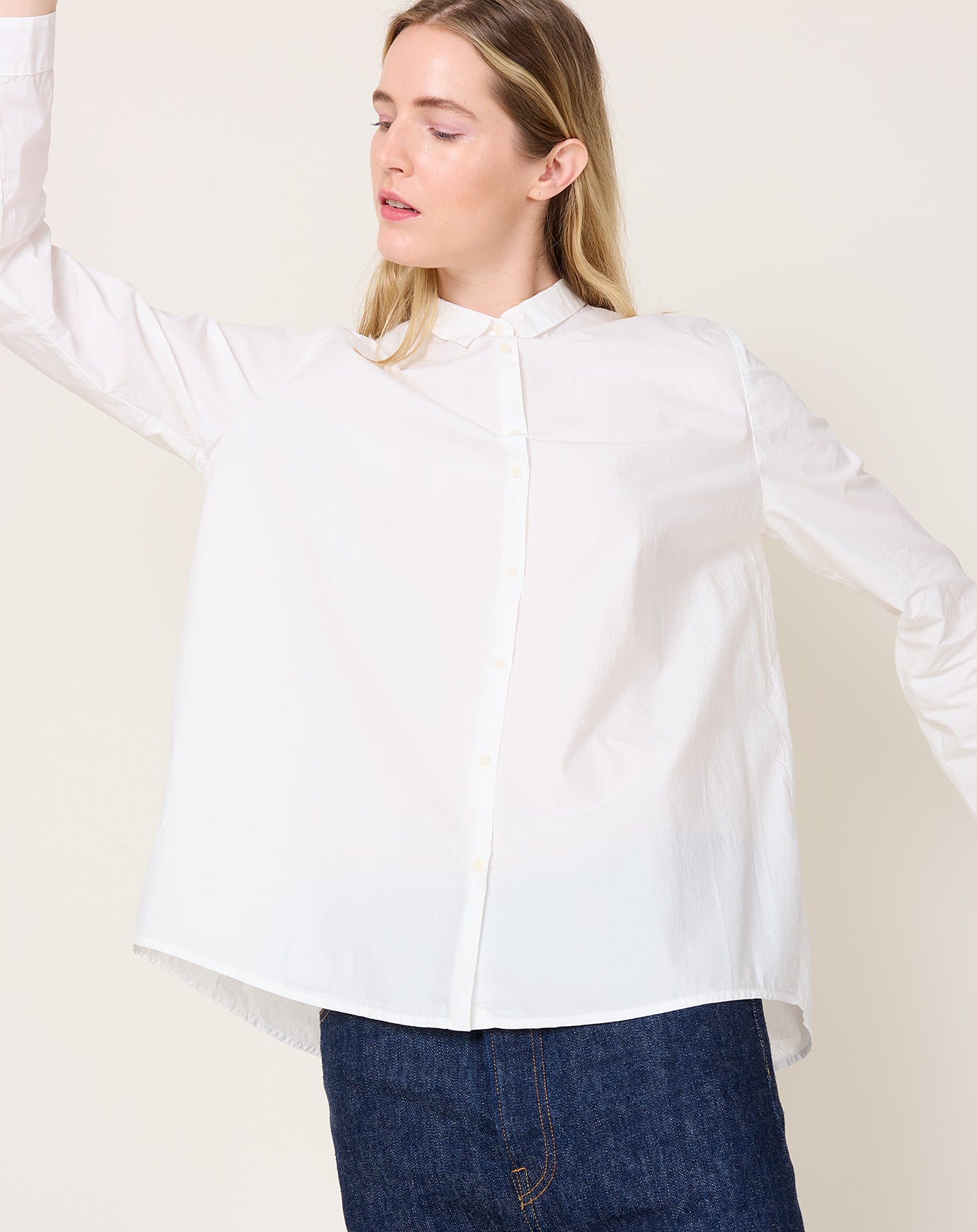 apuntob Cotton Poplin Shirt in Milk