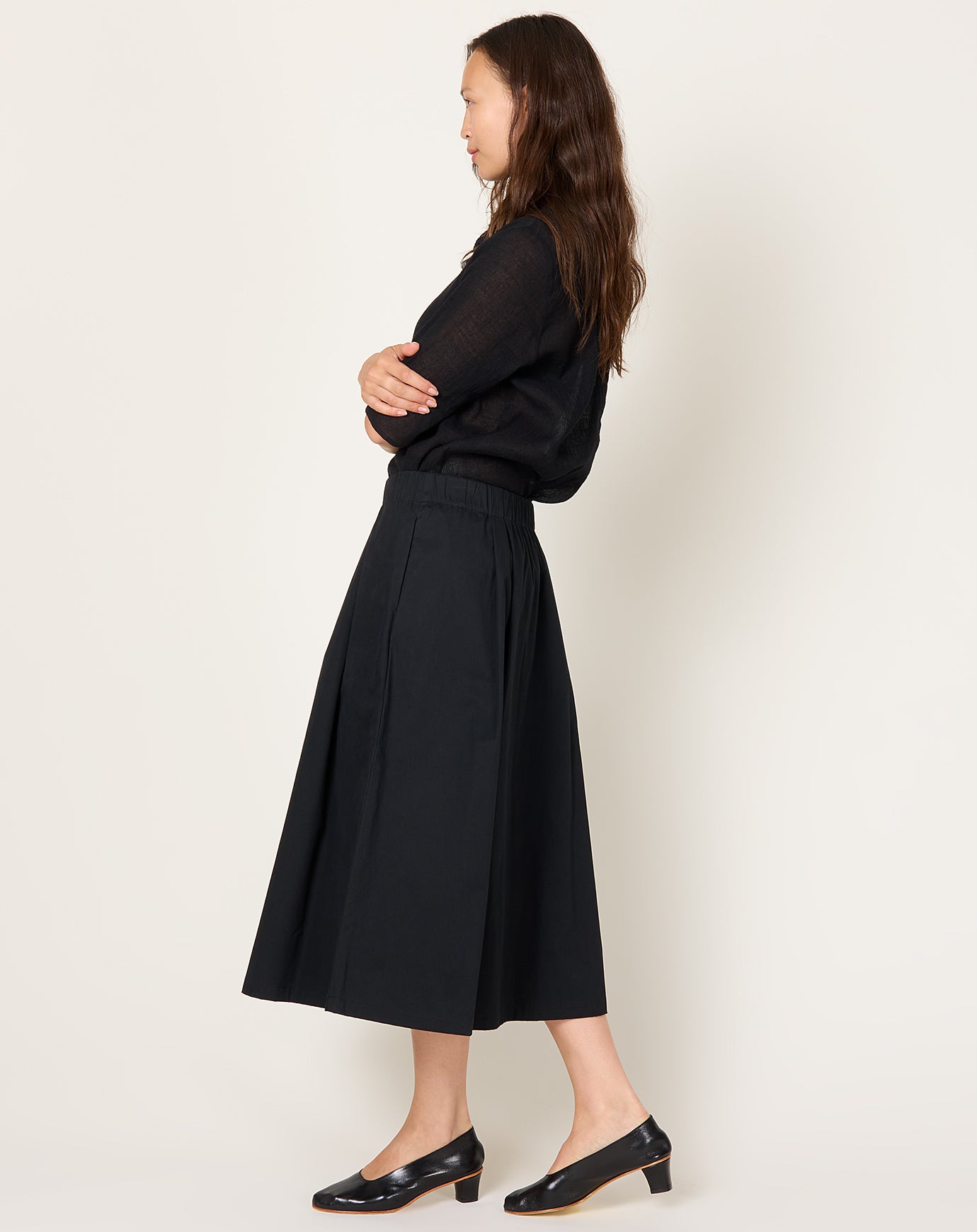 apuntob Pleated Soft Cotton Skirt in Nero