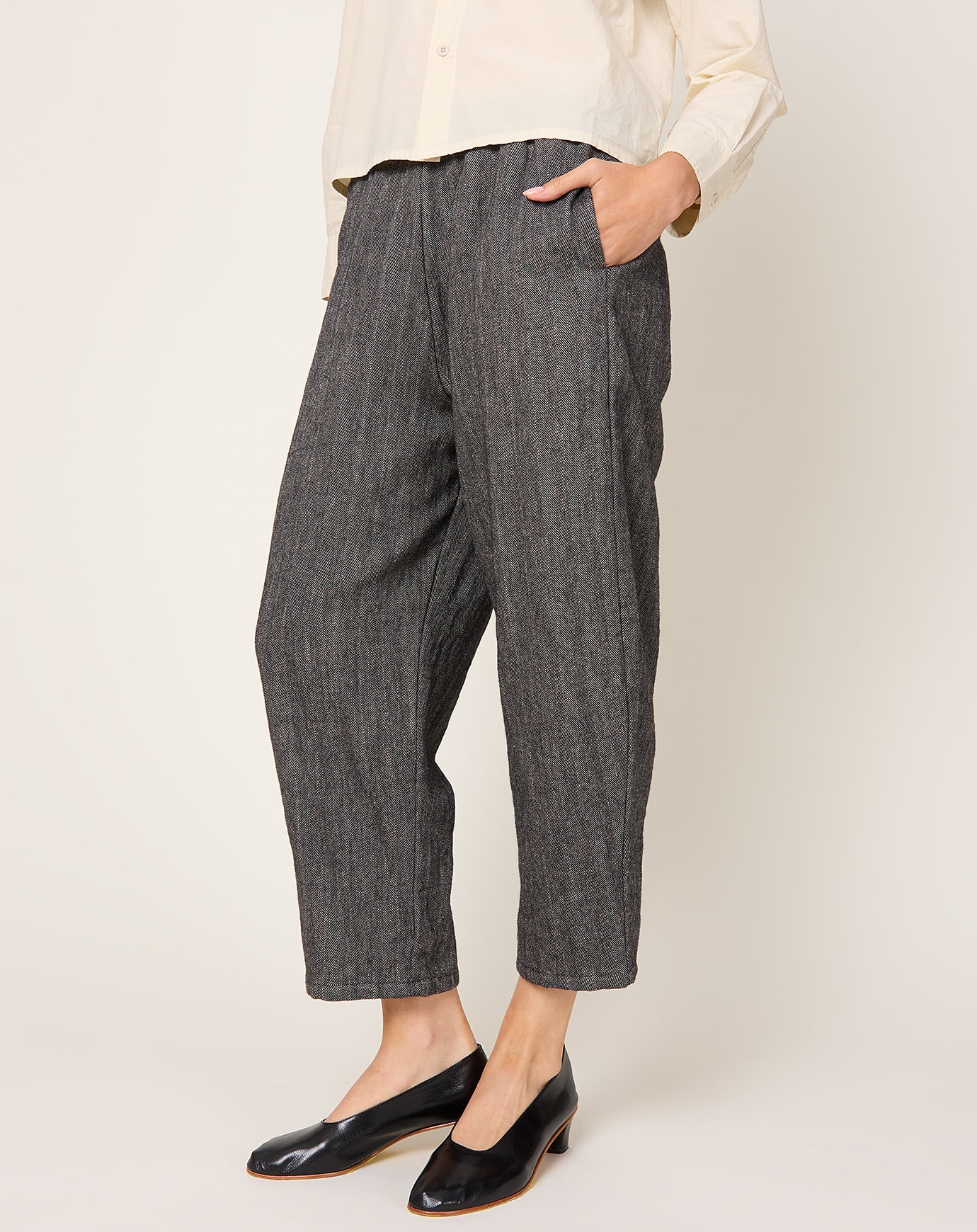 apuntob Herringbone Pinstripe Trouser in Ecru & Black