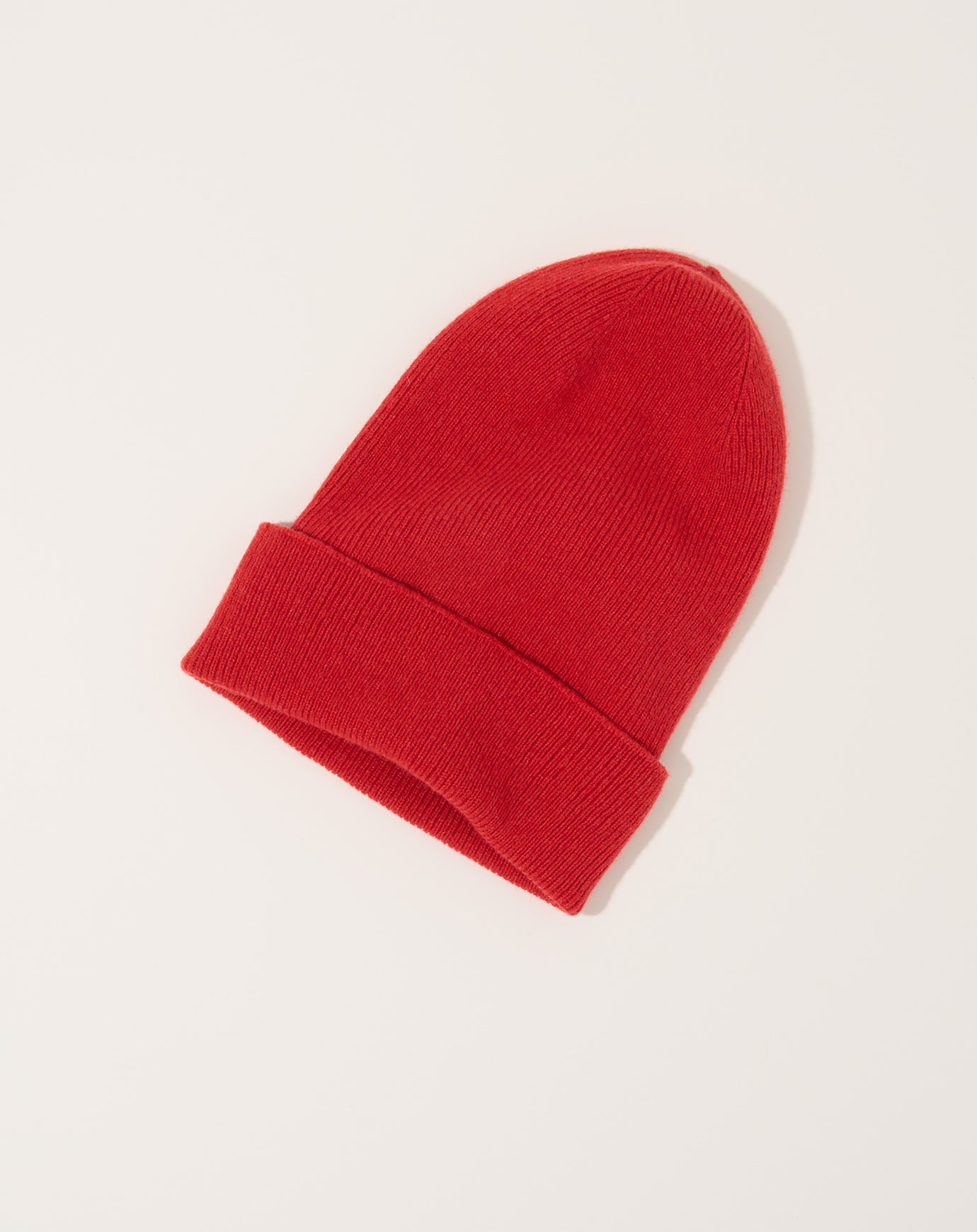 Baserange Whit Beanie in Melograno Red