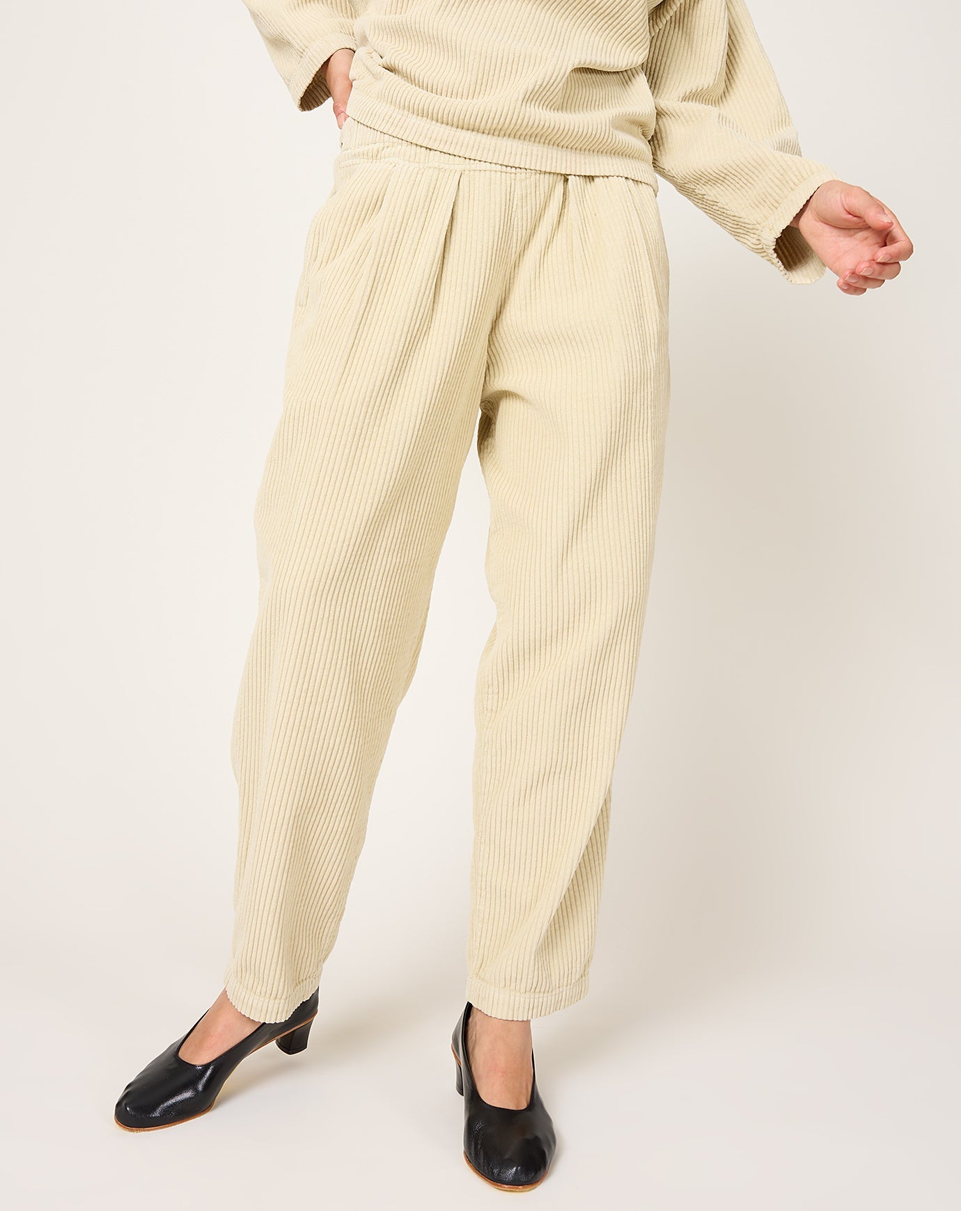 Black Crane Carpenter Pants in Ivory