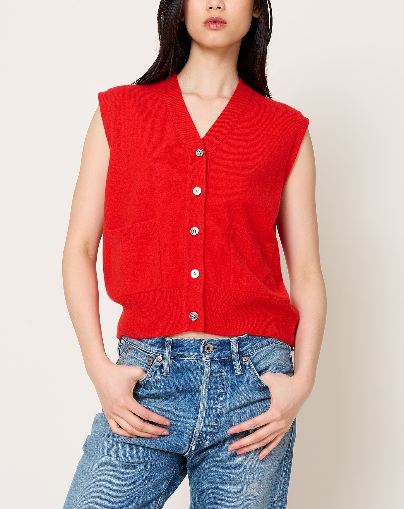 Demylee Juni Vest in Scarlet