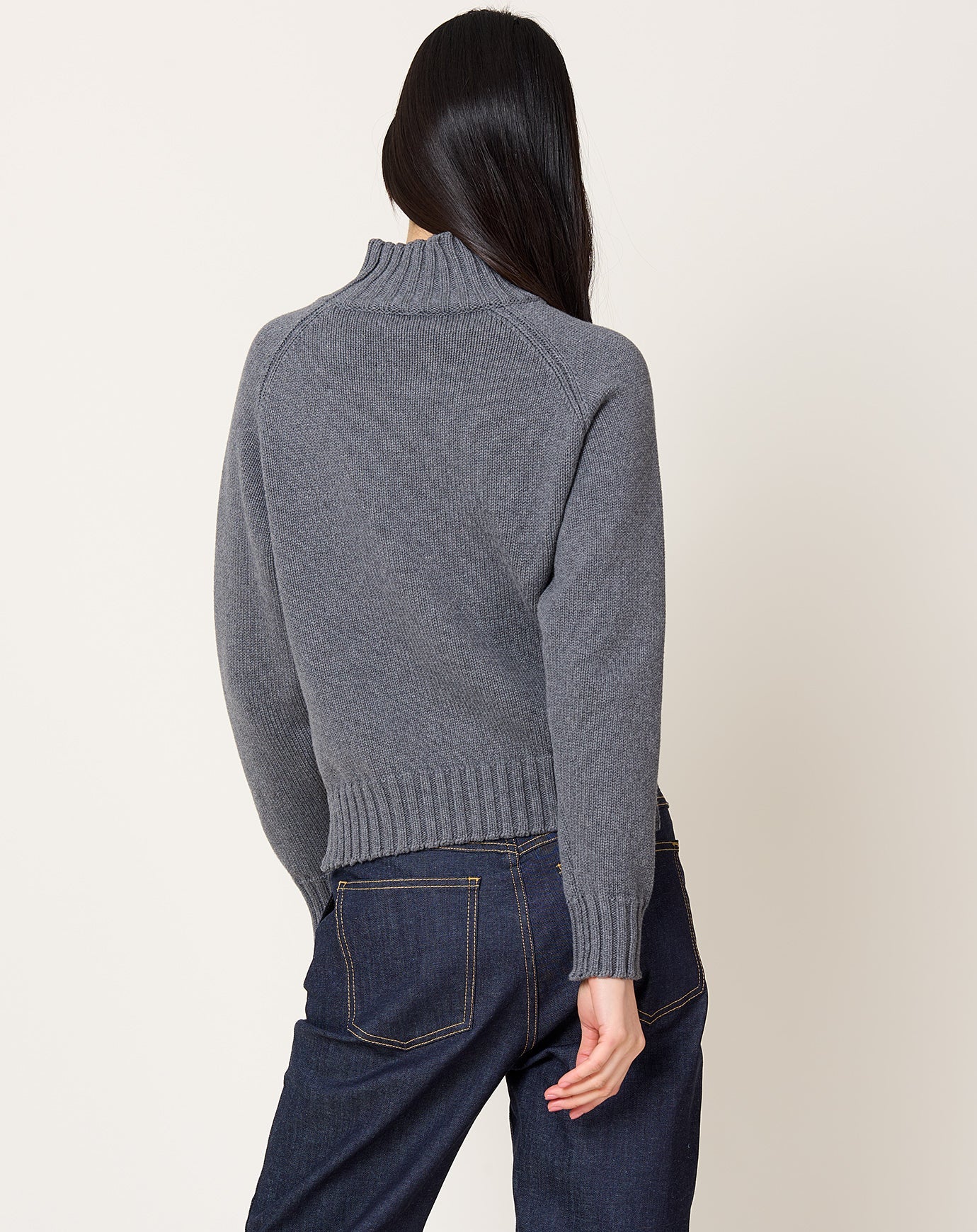 Demylee Kaitlyn Sweater in Dark Heather Grey