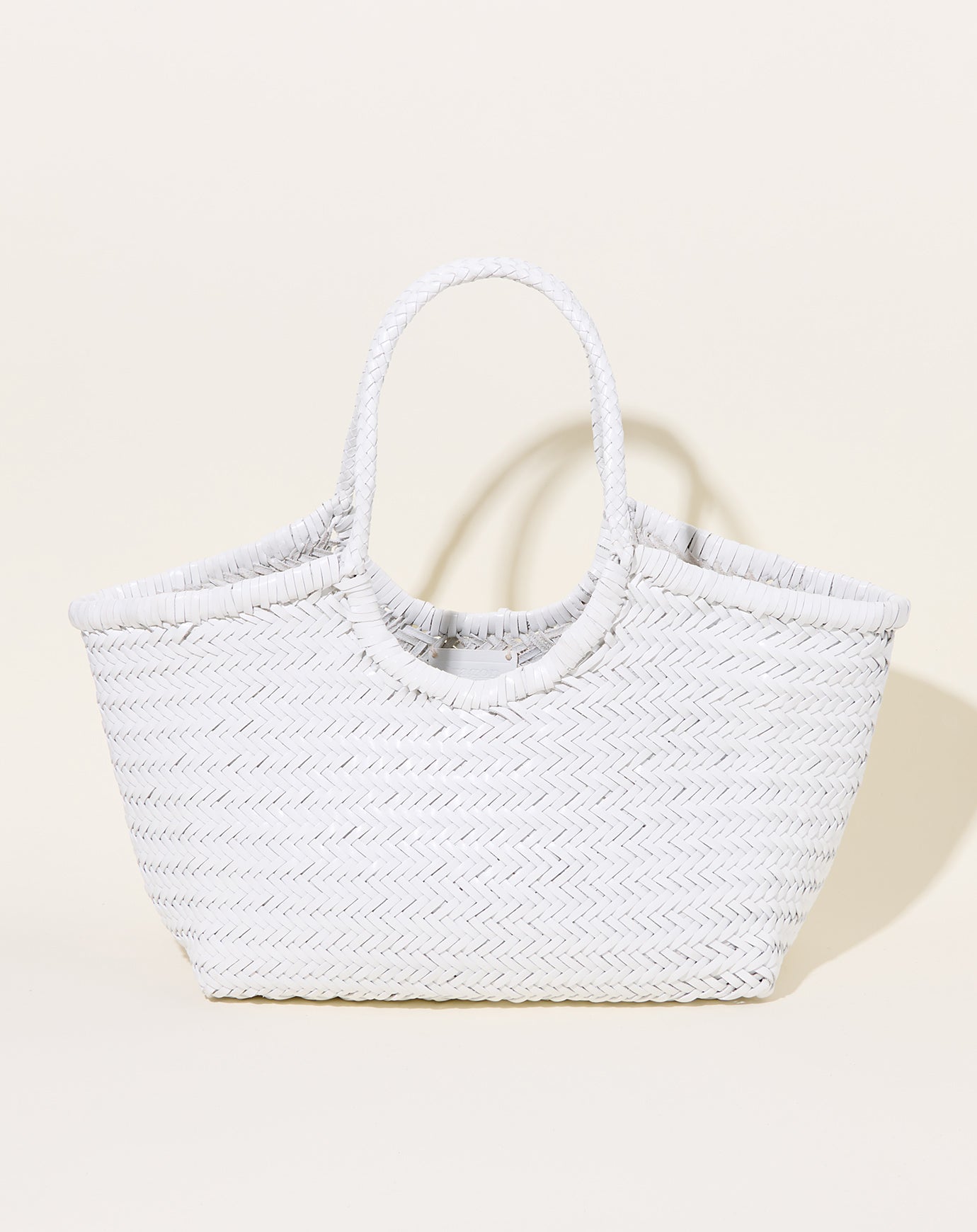 Dragon Diffusion Nantucket Basket in White
