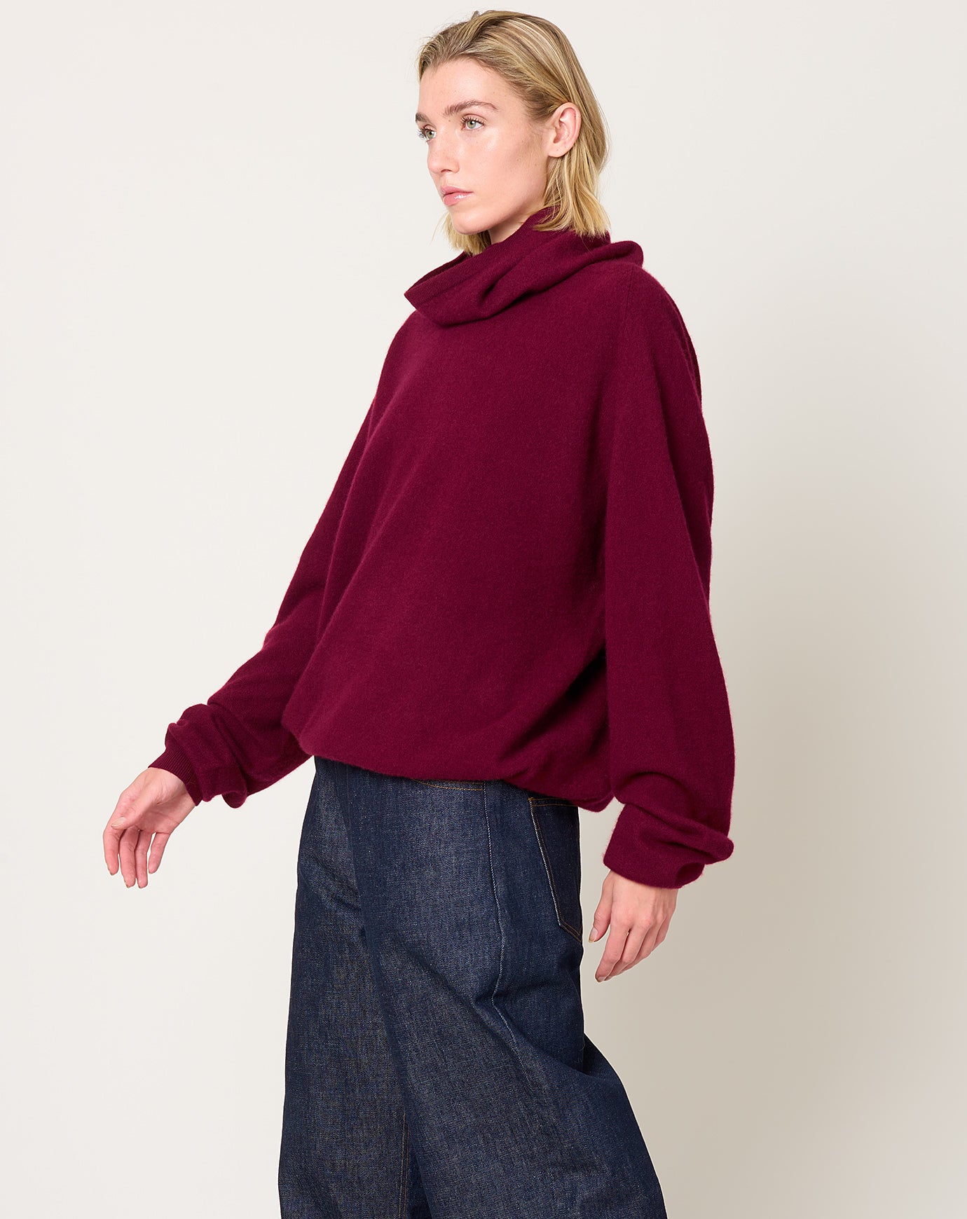 Frenckenberger BF High Neck Sweater in Burgundy