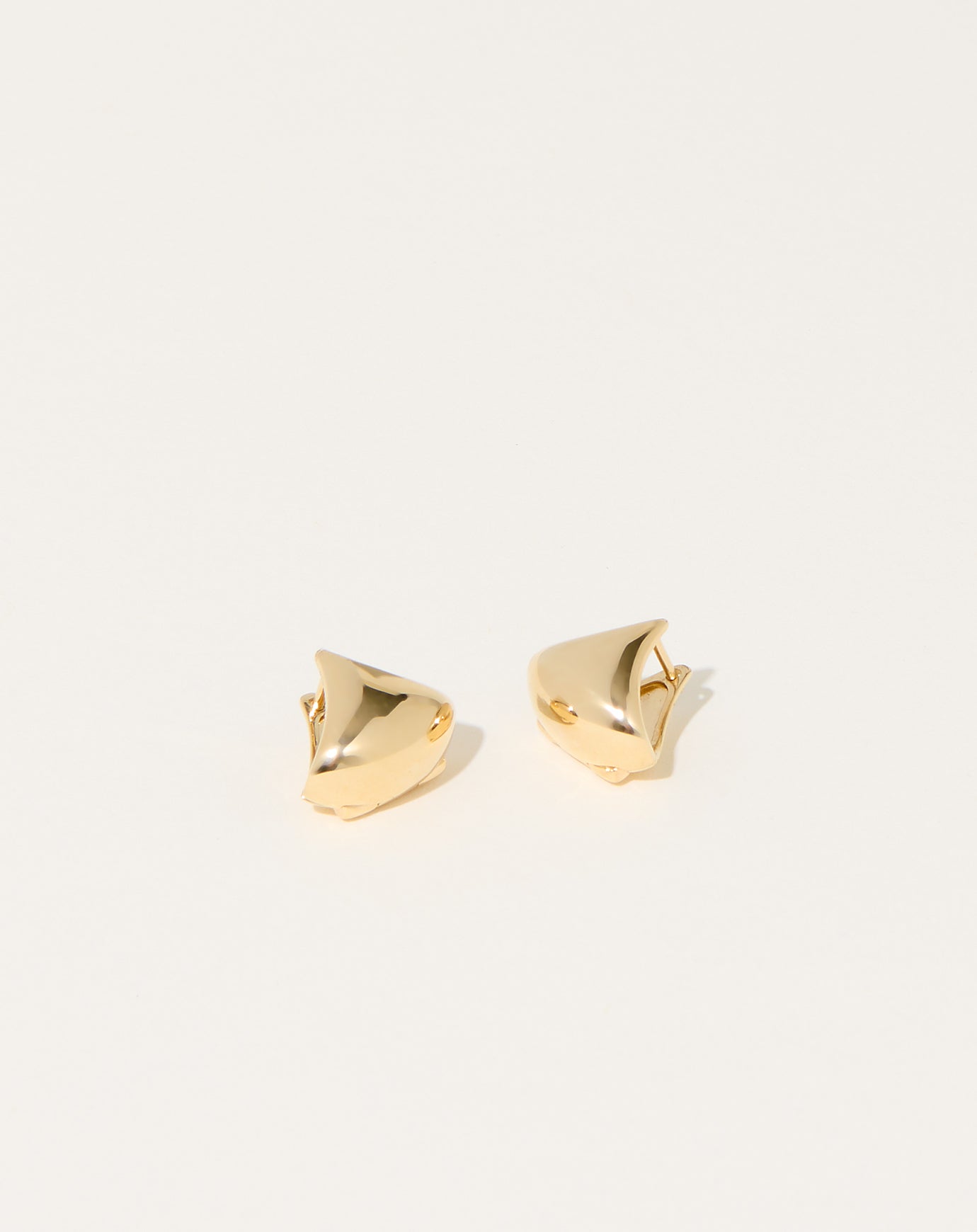 Gabriela Artigas Pair of Large Apse Earrings in Yellow Gold