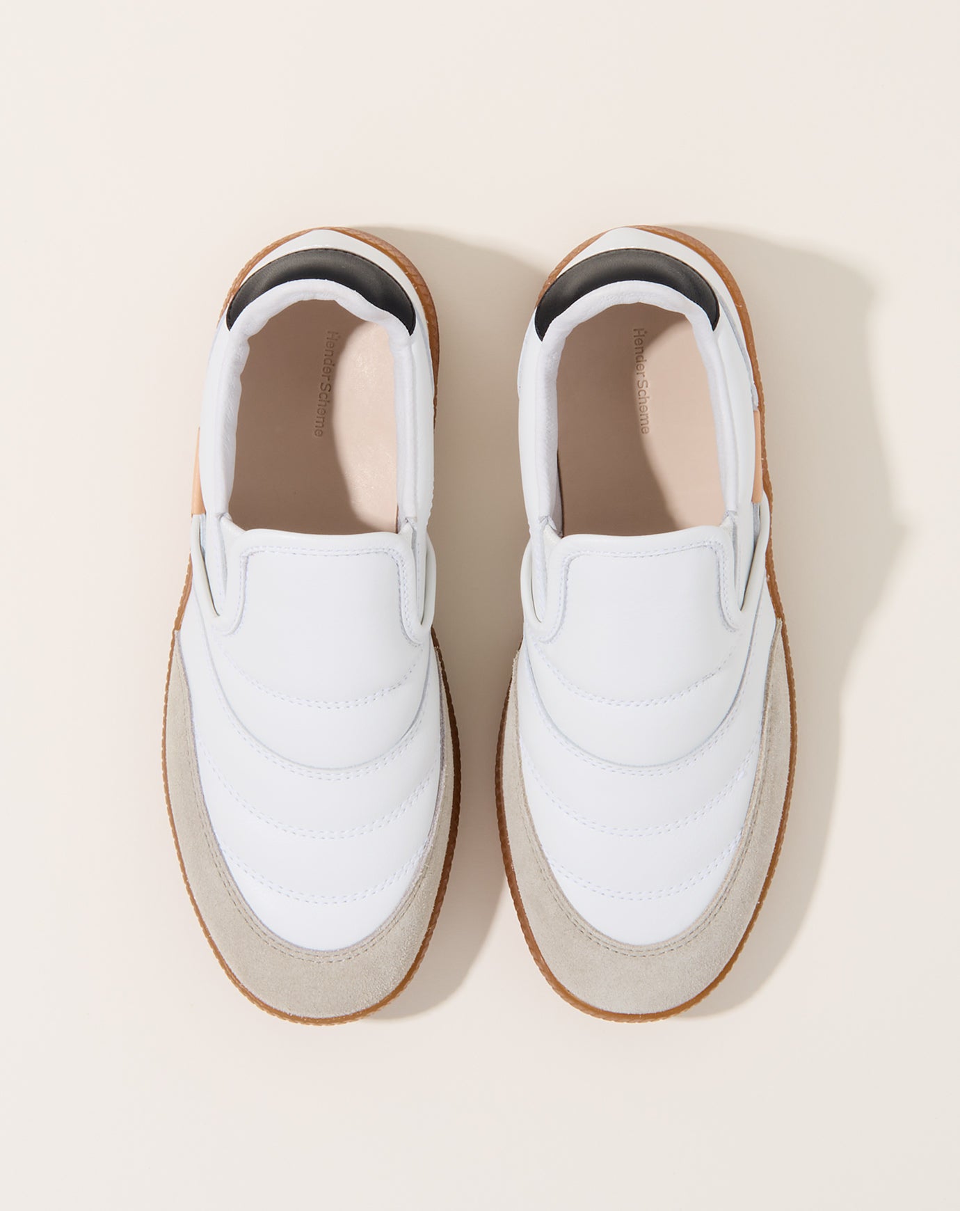 Hender Scheme Derrida in White