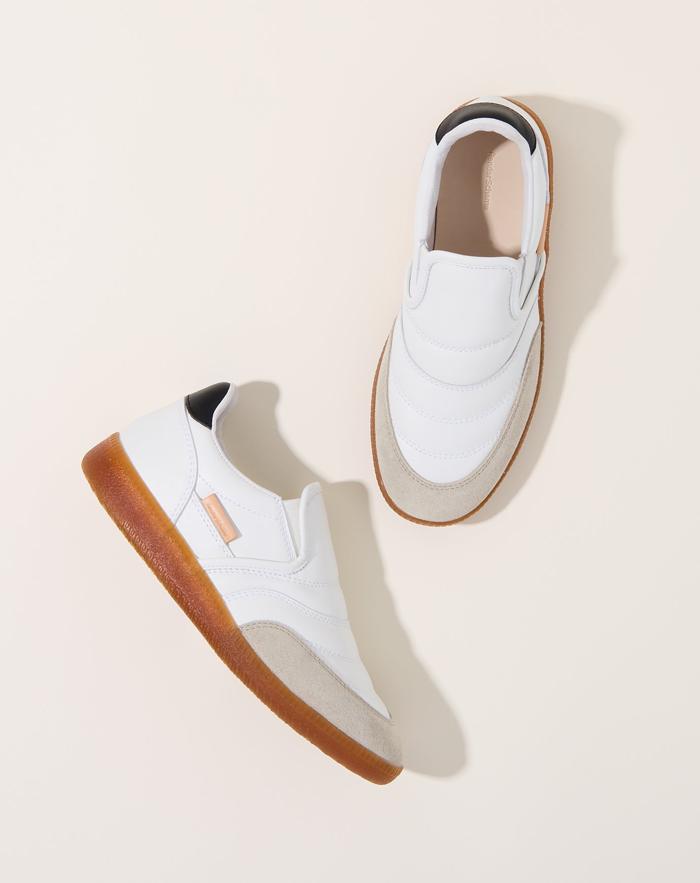 Hender Scheme Derrida in White