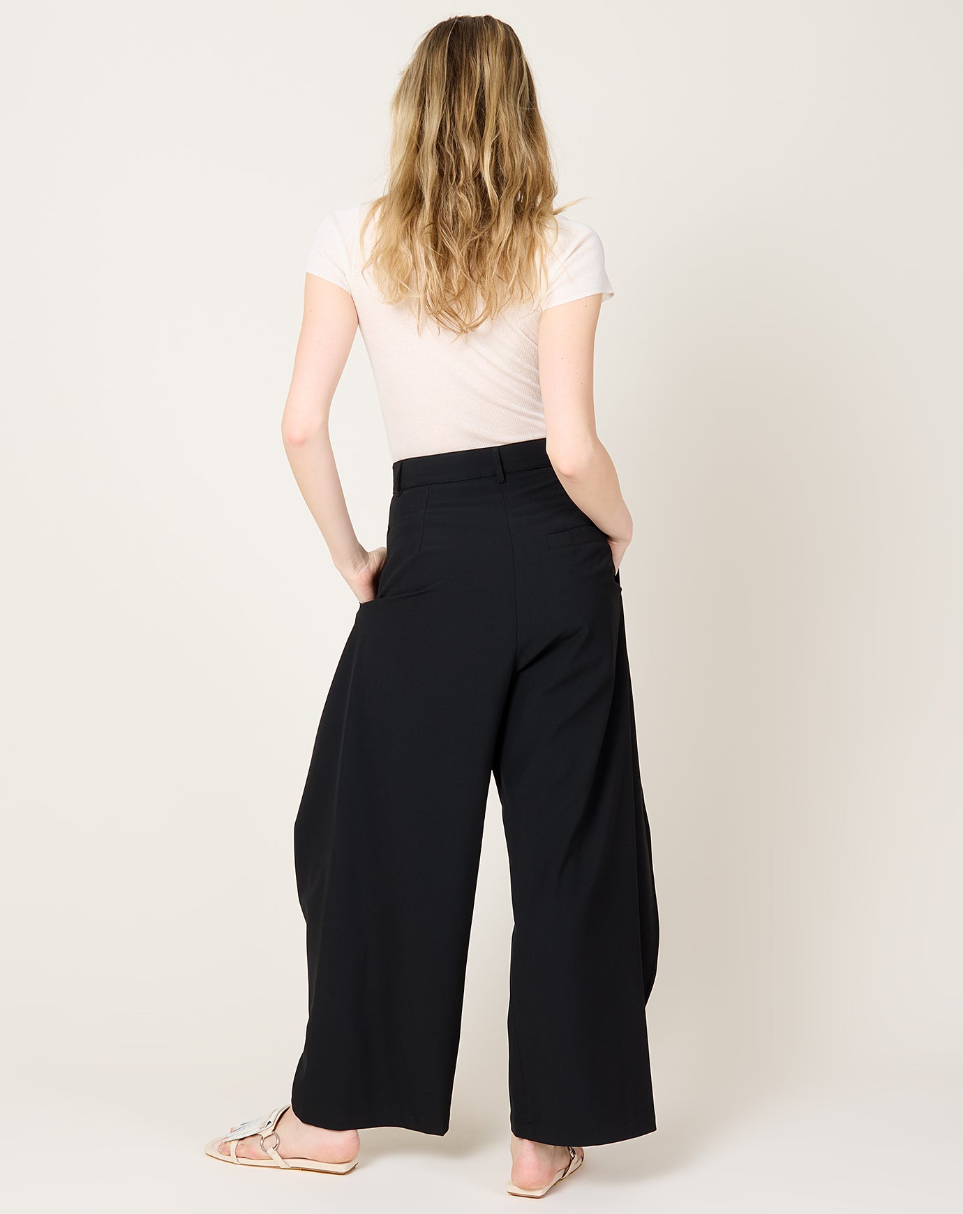 Henrik Vibskov Shape Pants in Black