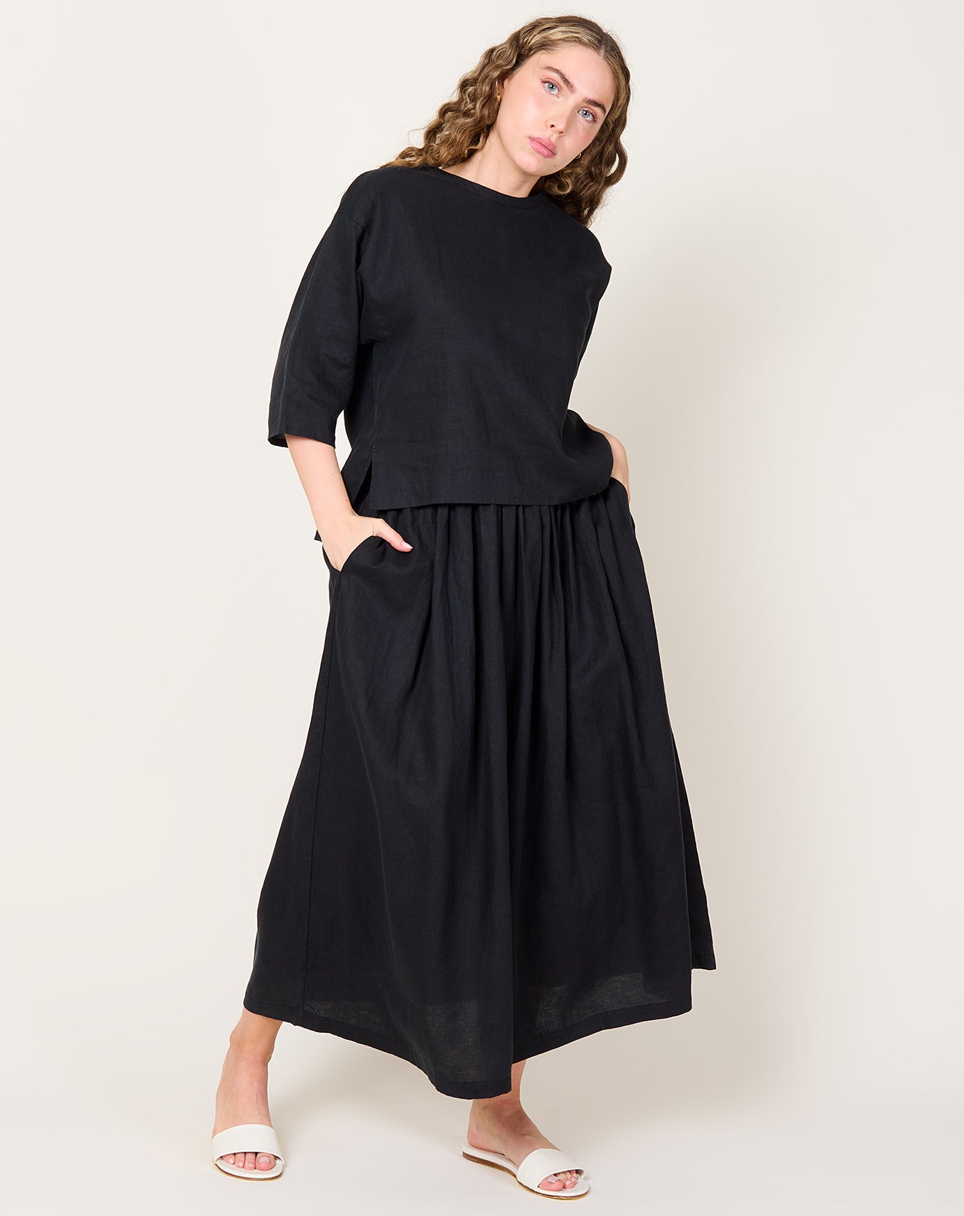 Ichi Antiquités Color Linen Pullover Blouse in Black