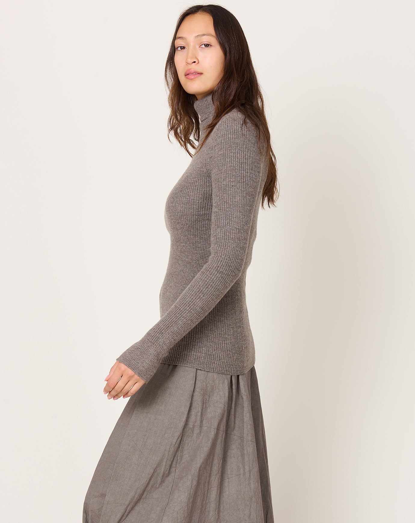 Lauren Manoogian Rib Split Turtleneck in CInder
