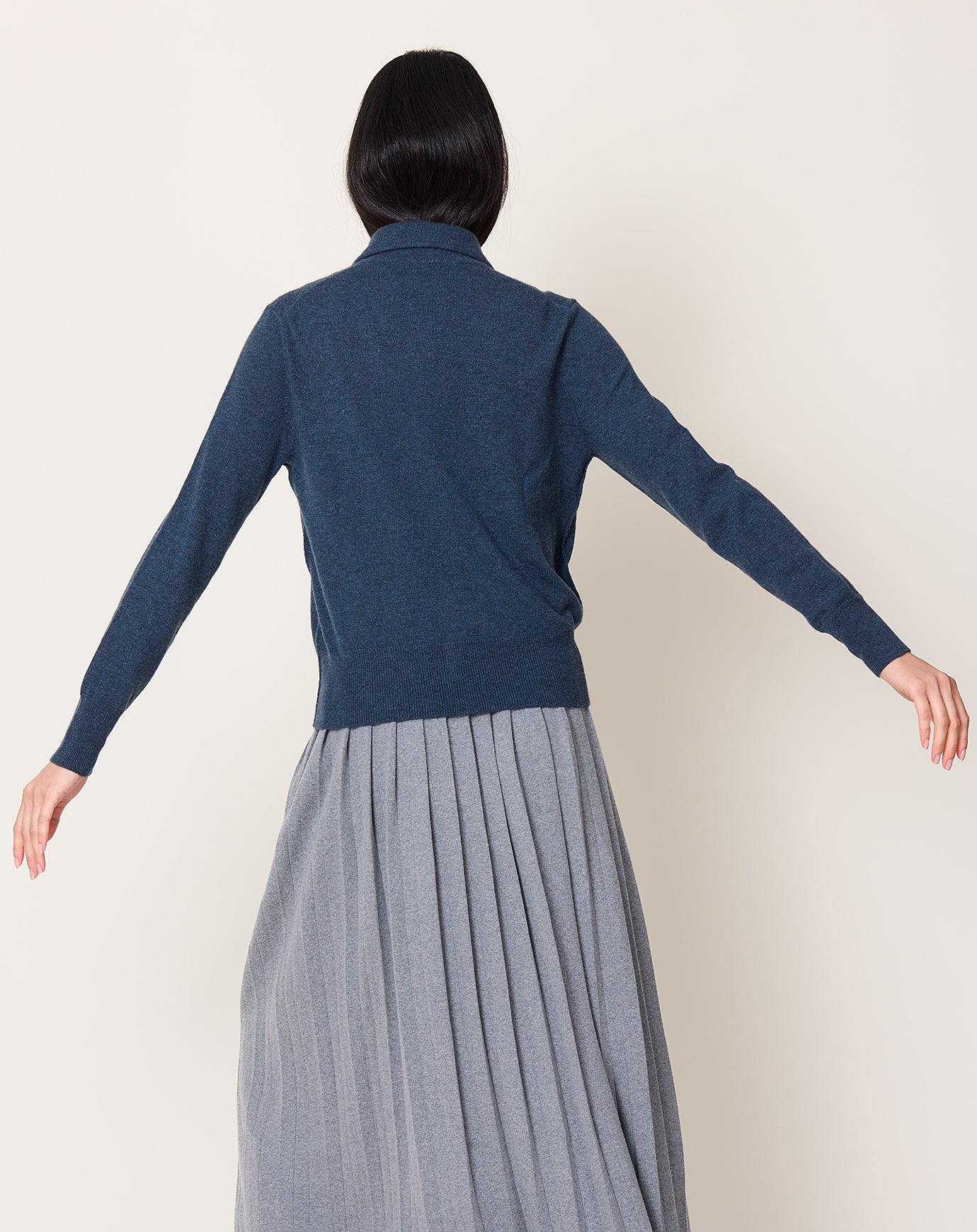 Lisa Yang Suzette Cardigan in Night Fall