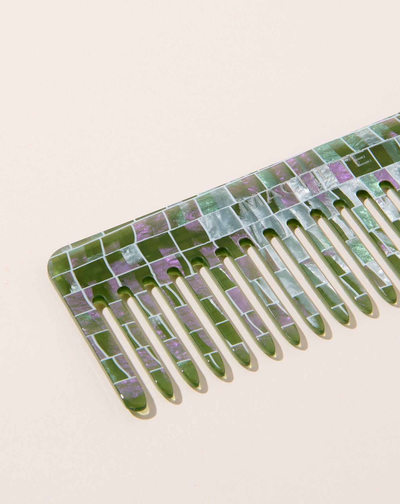 Machete No. 2 Comb in Vert Shell Checker