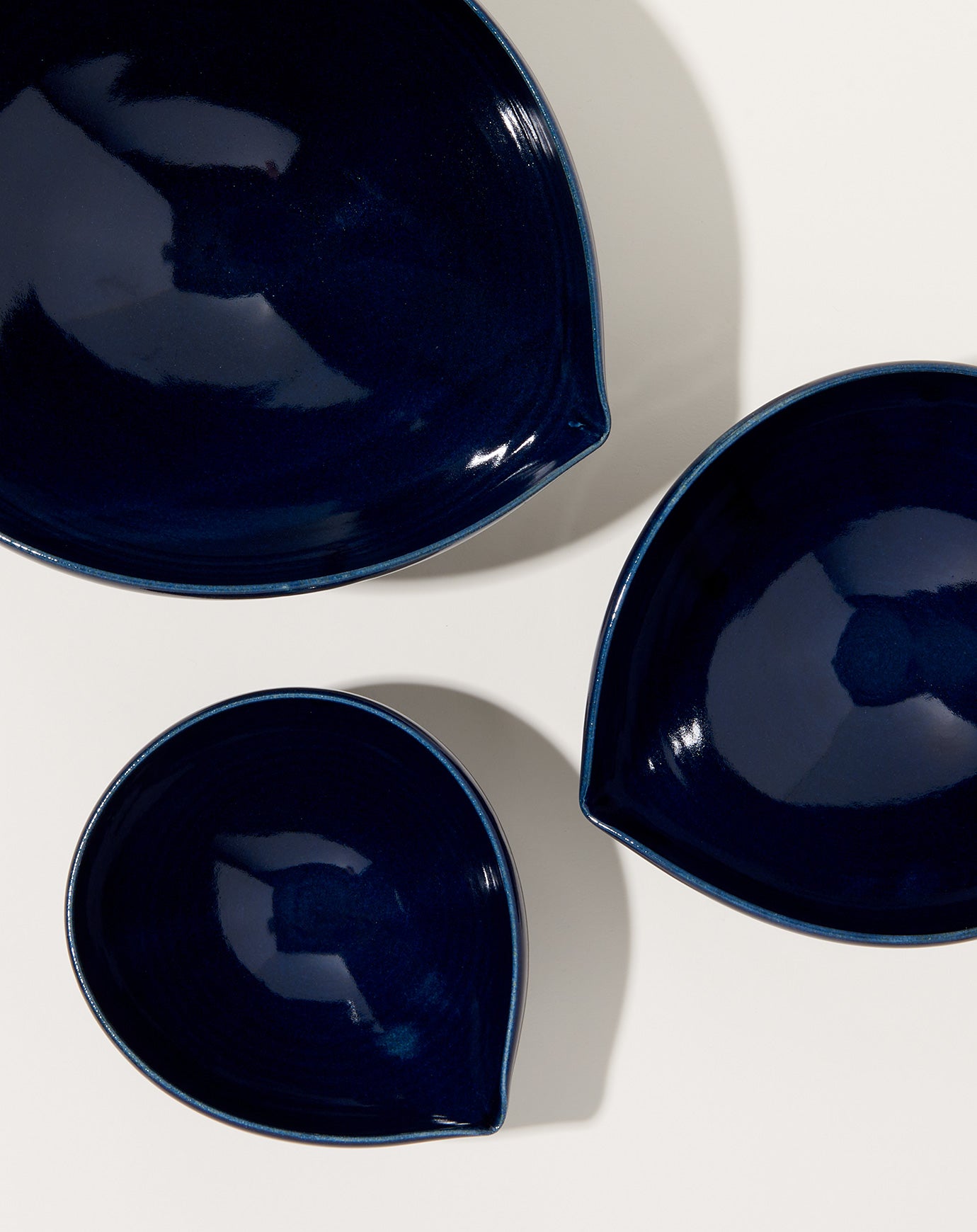 Monohanako Extra Large Almond Bowl in Dark Blue