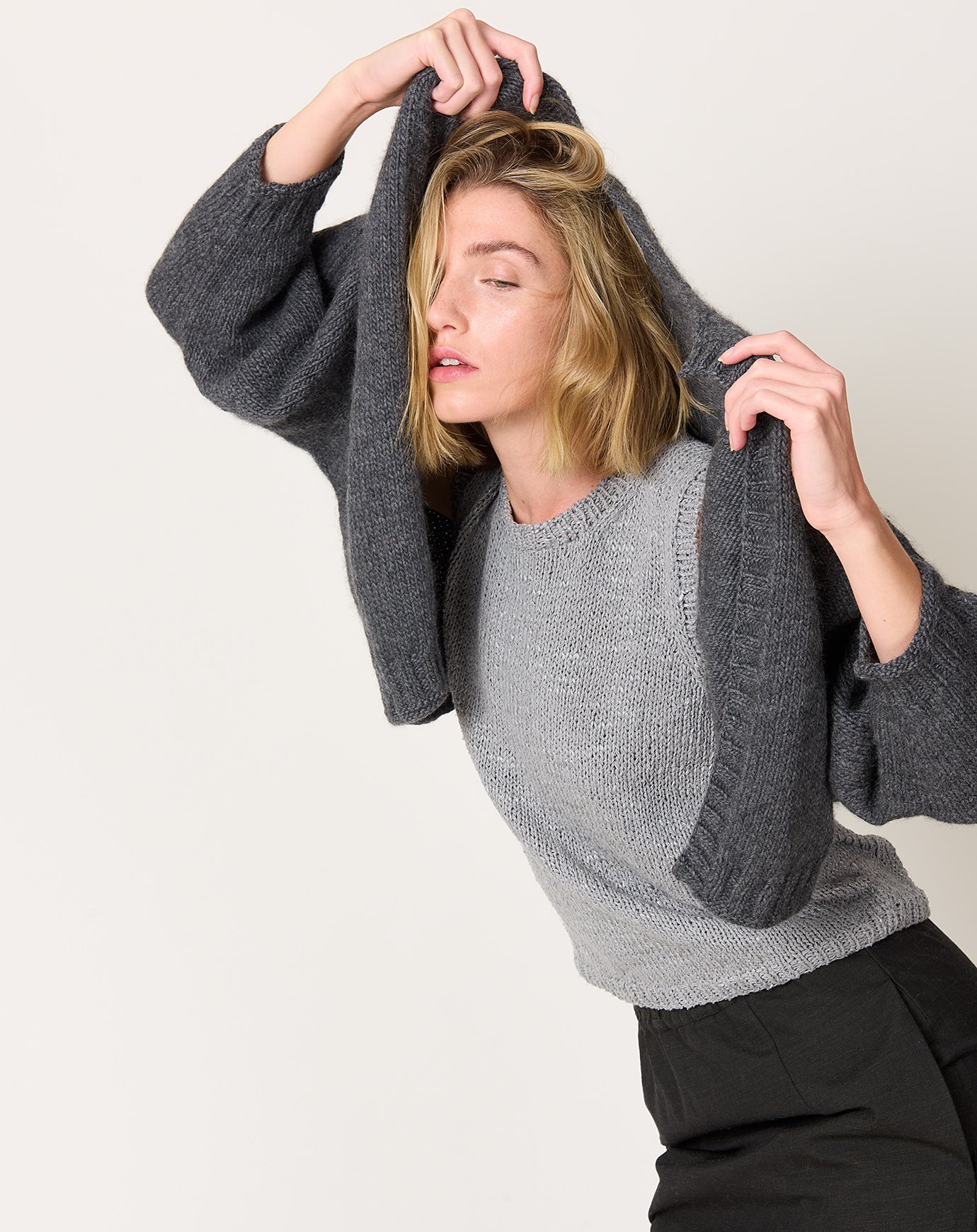 NITTO Paleta Cardigan in Anthracite Grey