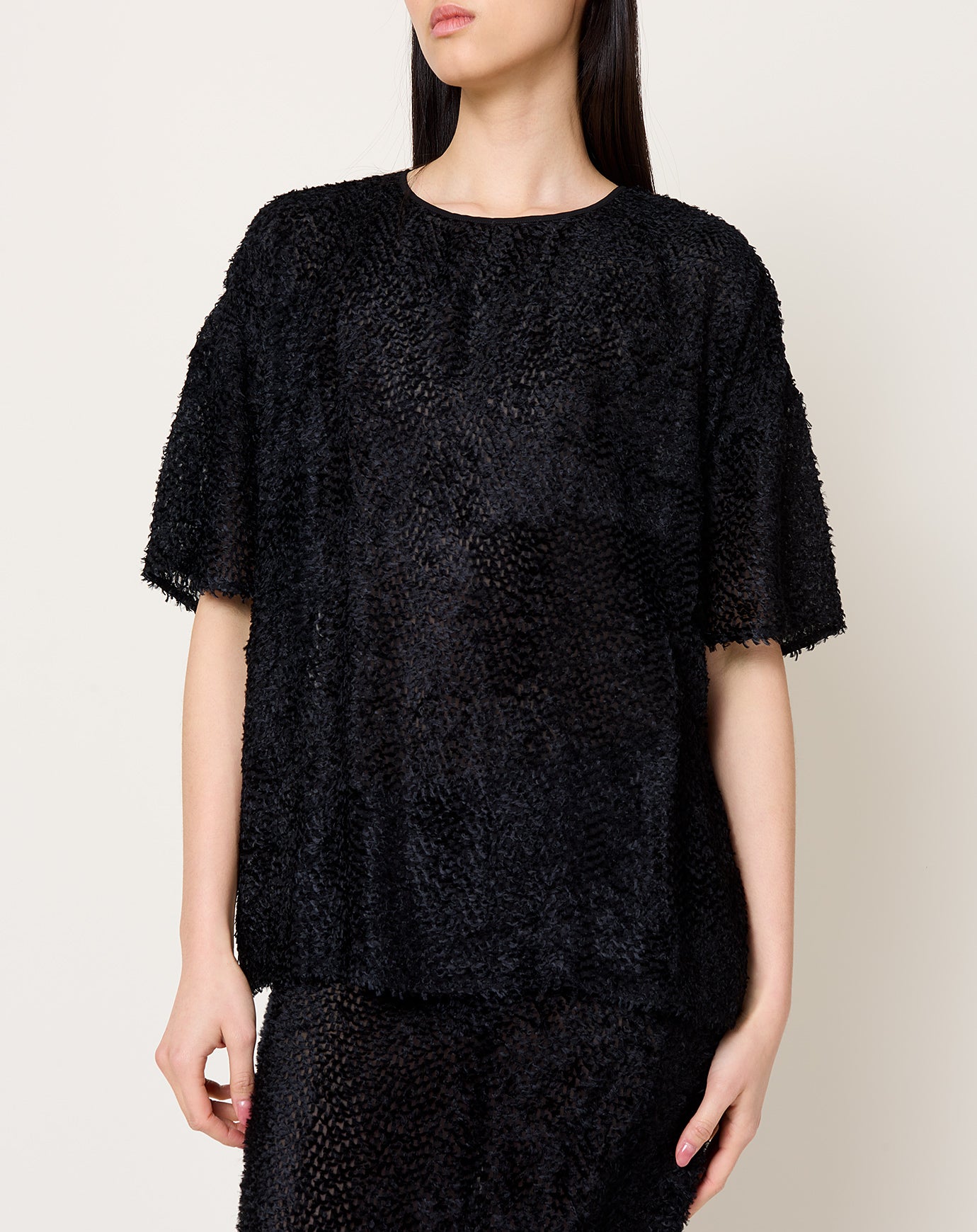 St. Agni Feathered Silk Tee in Black