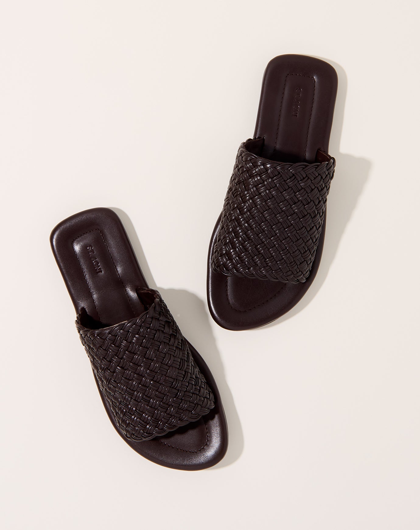 St. Agni Woven Minimal Slide in Chocolate
