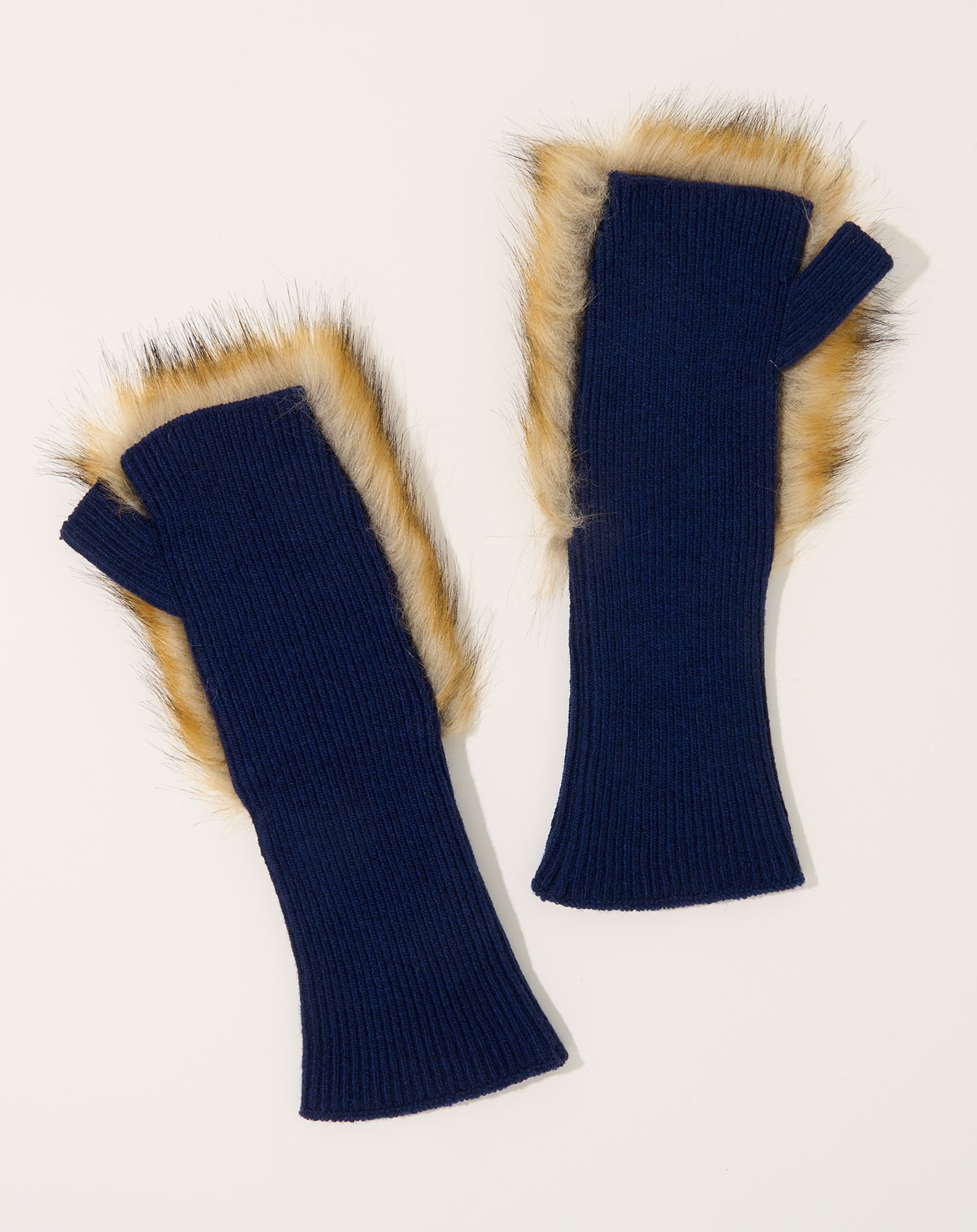 TOGA Archives Fur Gloves in Beige