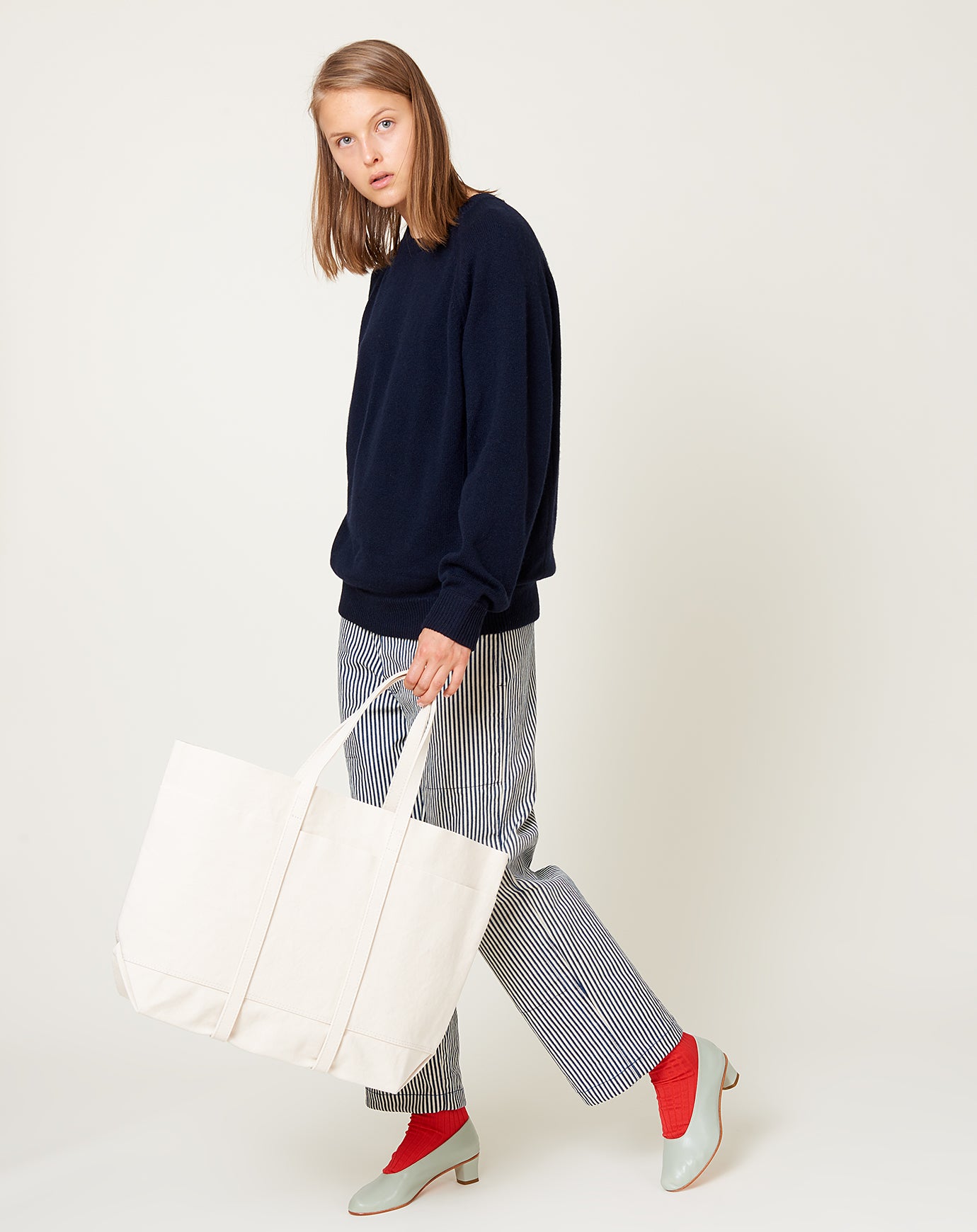 Amiacalva Washed Canvas 6 Pocket Tote in White