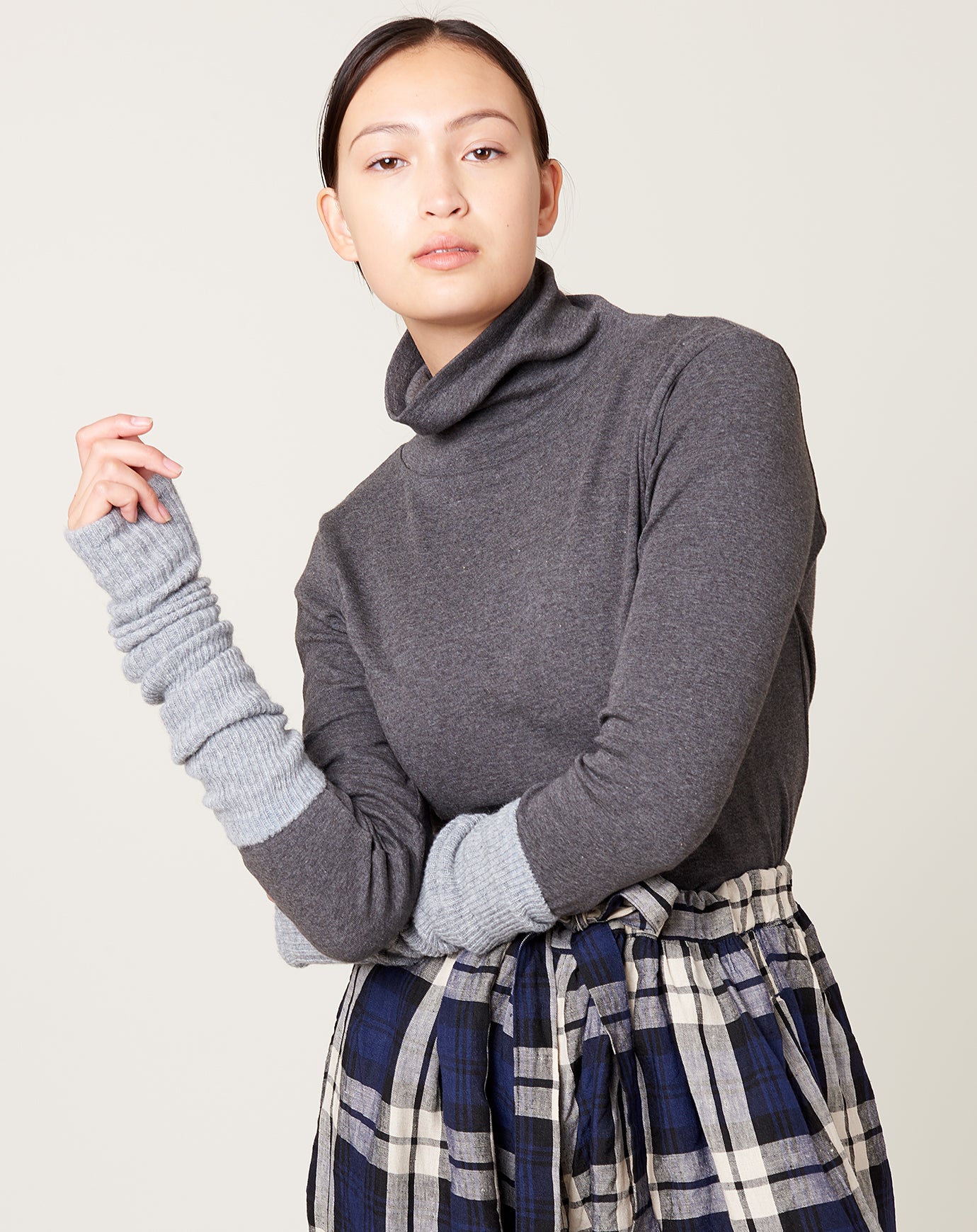 Nishiguchi Kutsushita Alpaca Arm and Leg Warmers in Boston