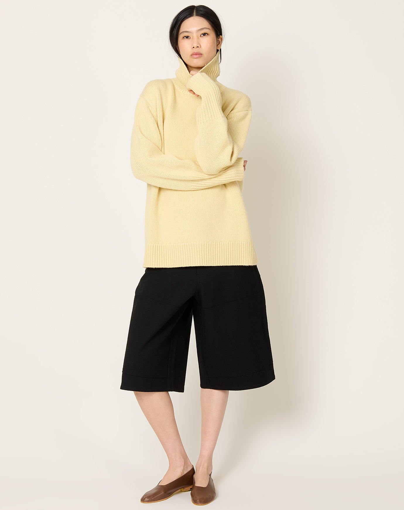 6397 Big Short in Black