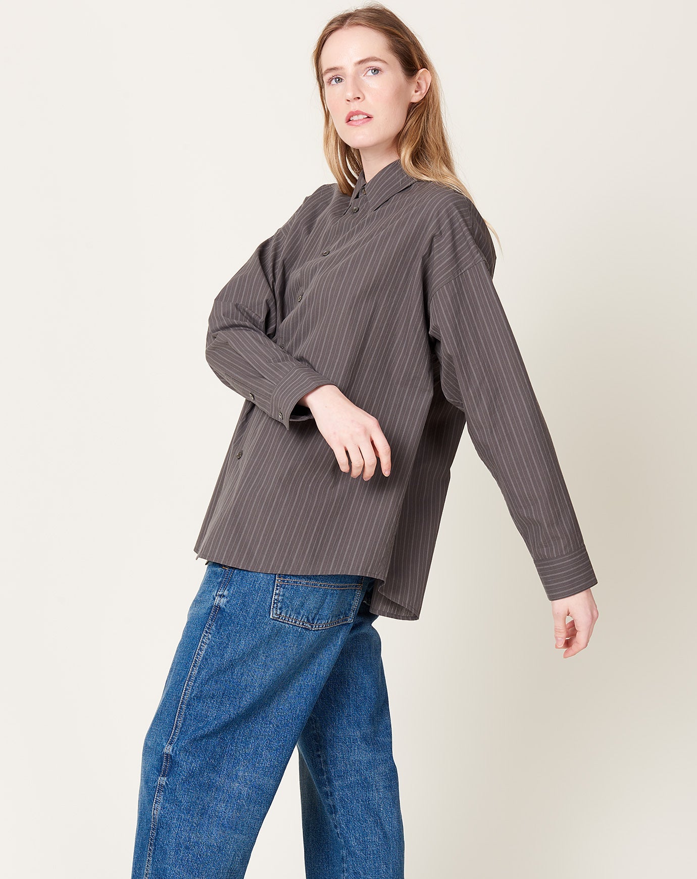 6397 Clean Uniform Shirt in Washed Black Stripe