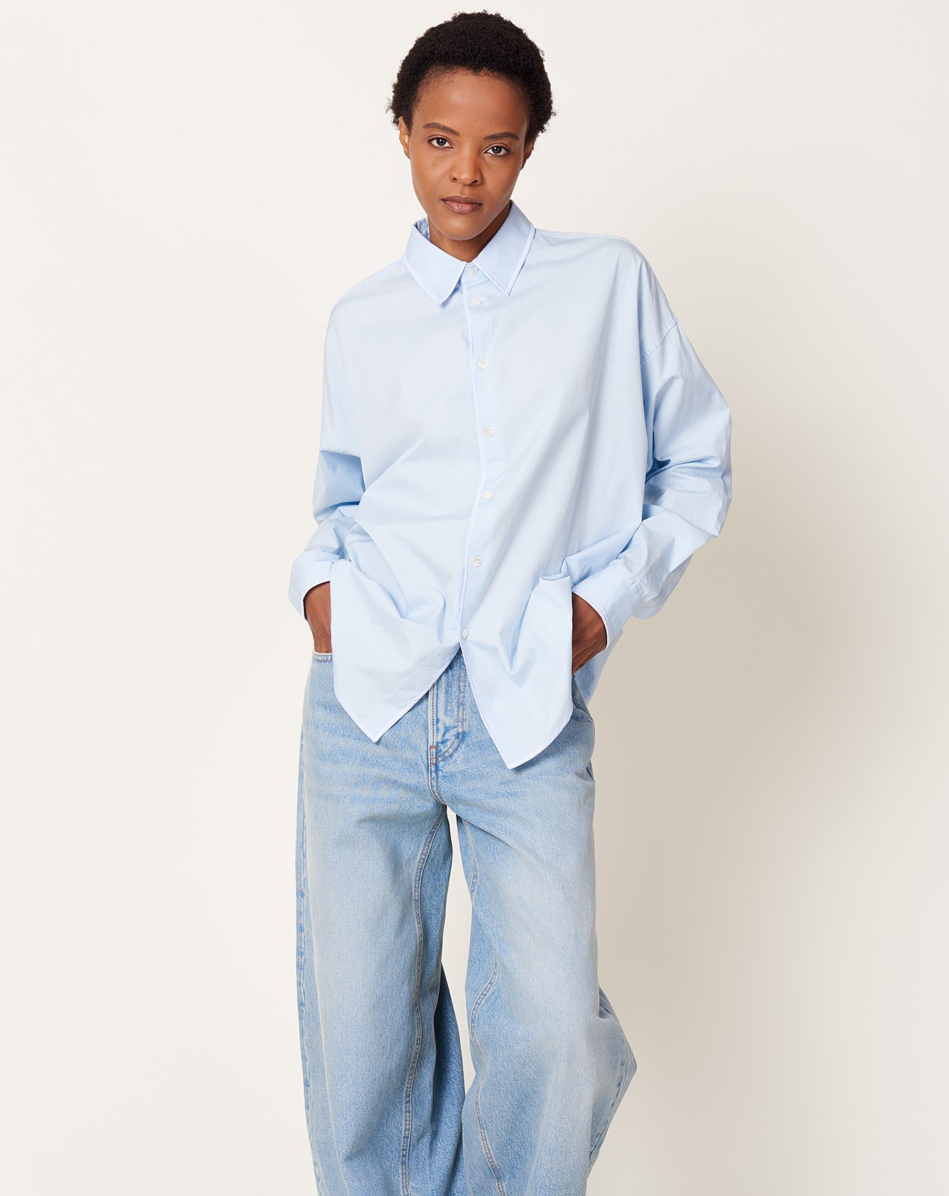 6397 Contrast Overlock Uniform Shirt in Blue & White