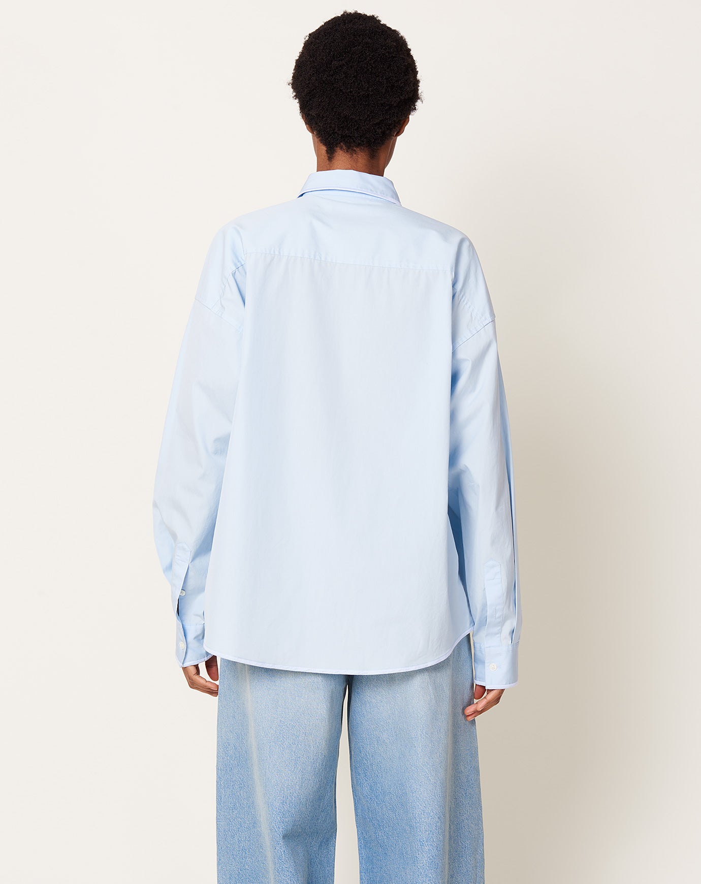 6397 Contrast Overlock Uniform Shirt in Blue & White