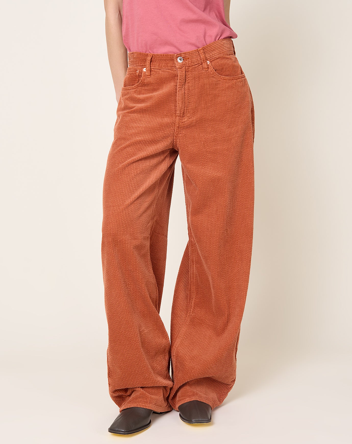 6397 Corduroy Roomy in Amaro