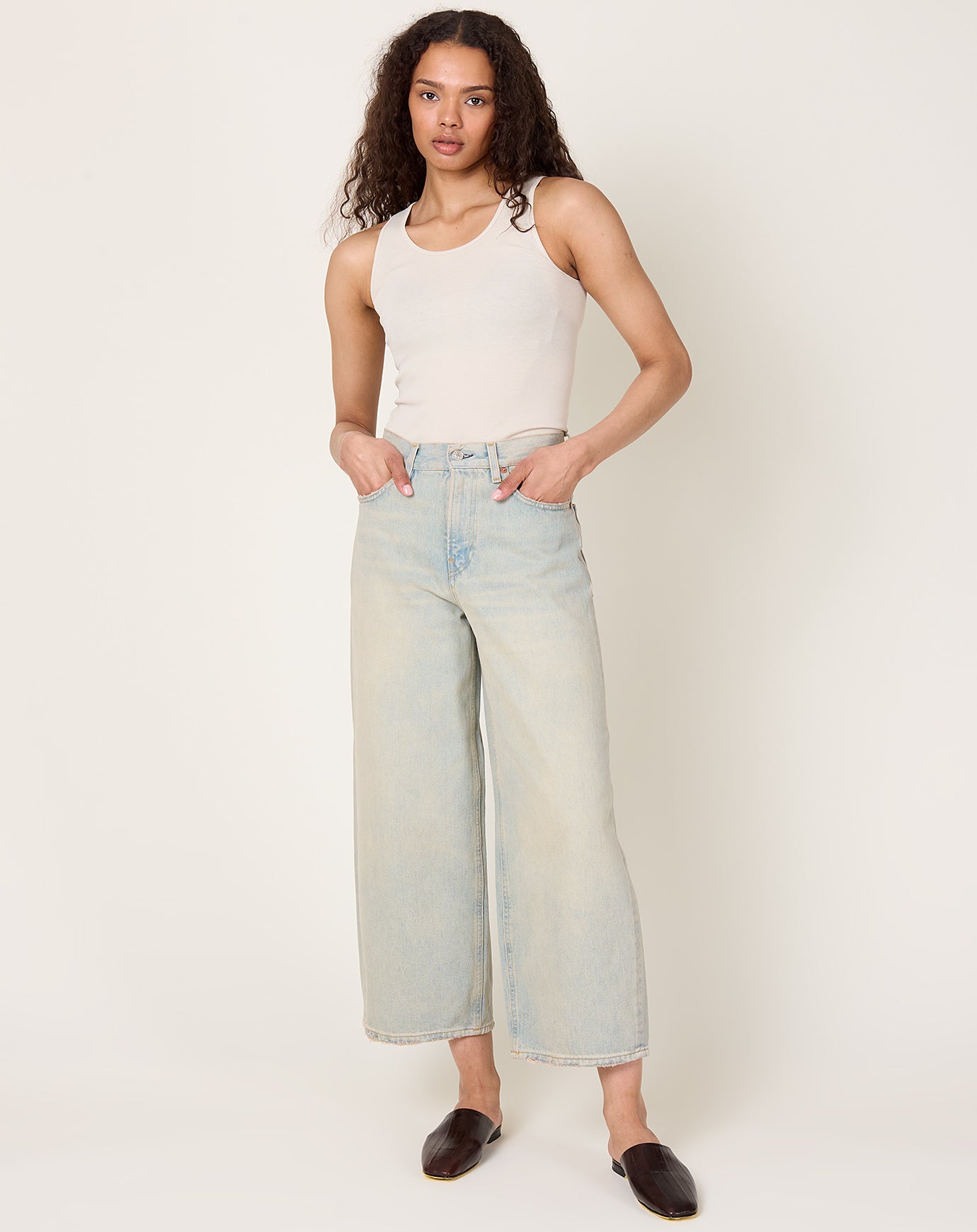 6397 Cropped Roomy Jean in Geyser Blue