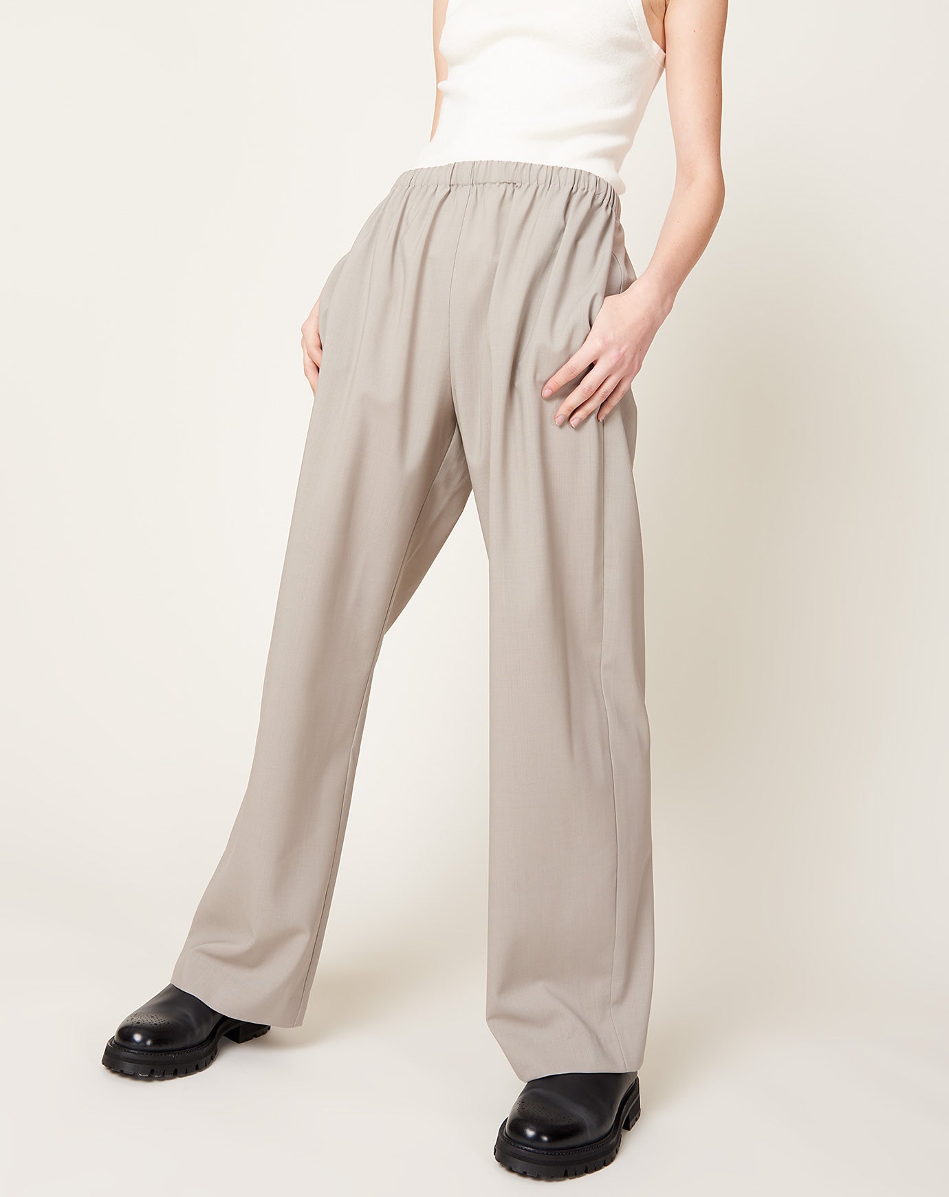 6397 Full Leg Pull-on Pant in Fog