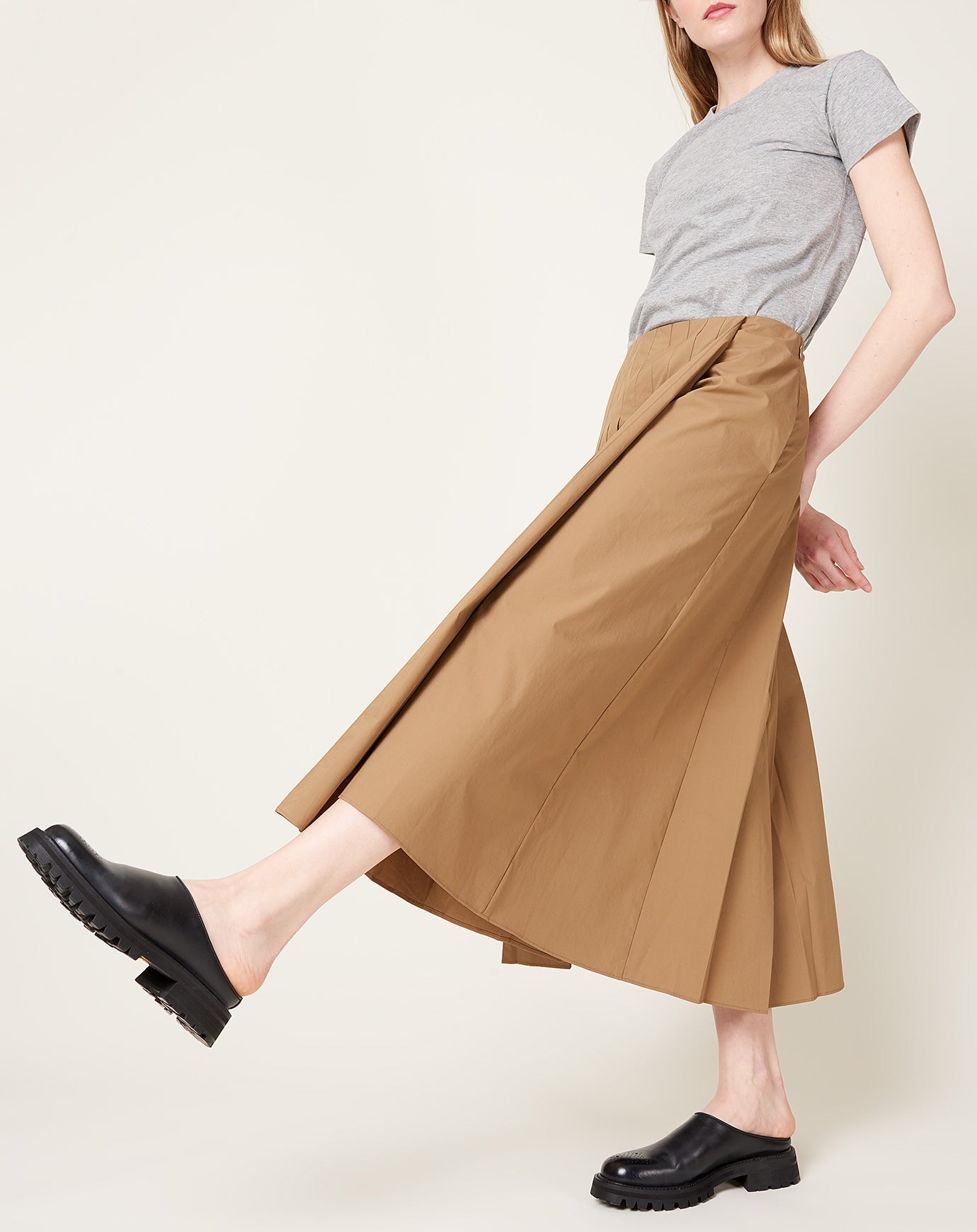 6397 Pleated Wrap Skirt in Khaki