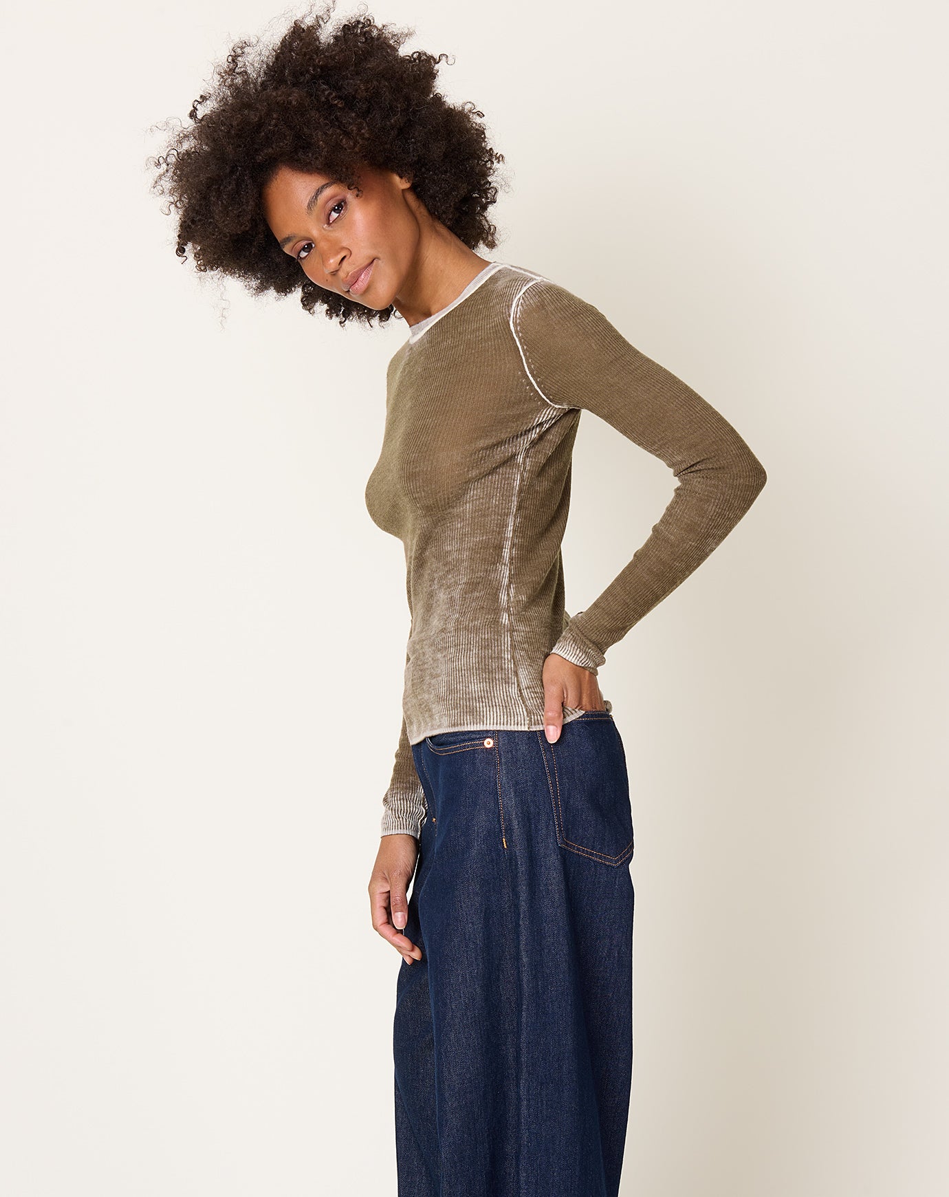 6397 Printed L/S Crew in Caper
