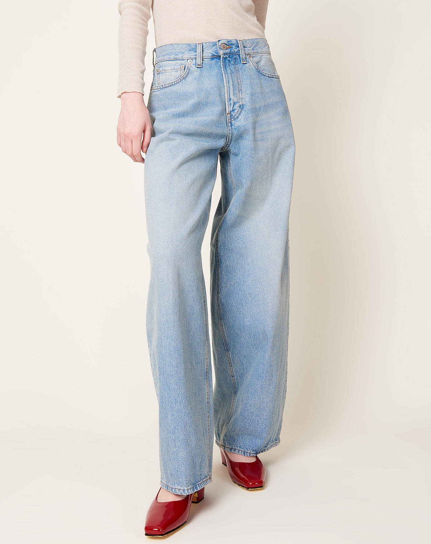 6397 Roomy Jean in 90s Blue