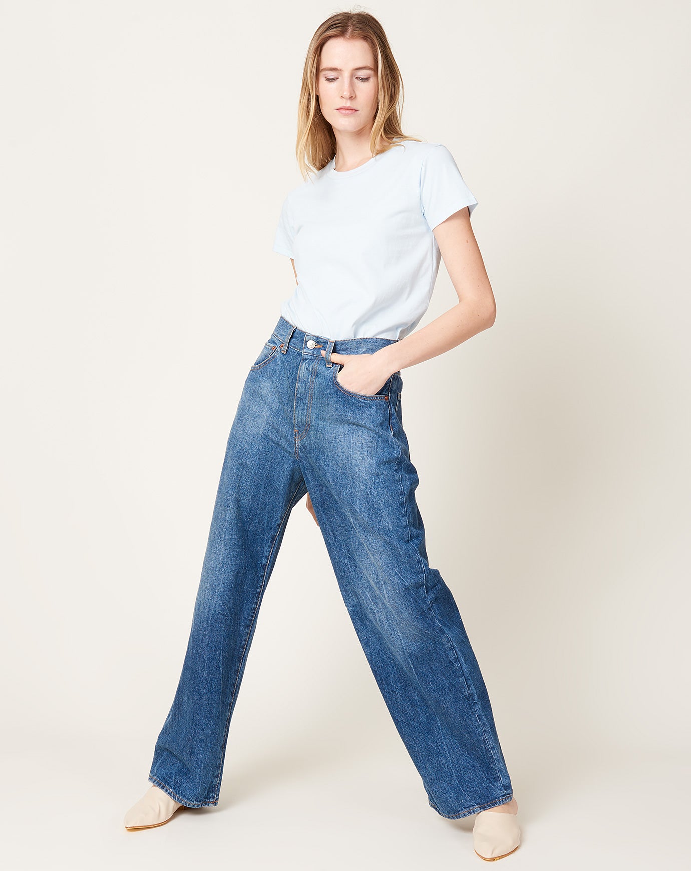 6397 Wide Jean in Marbled Blue