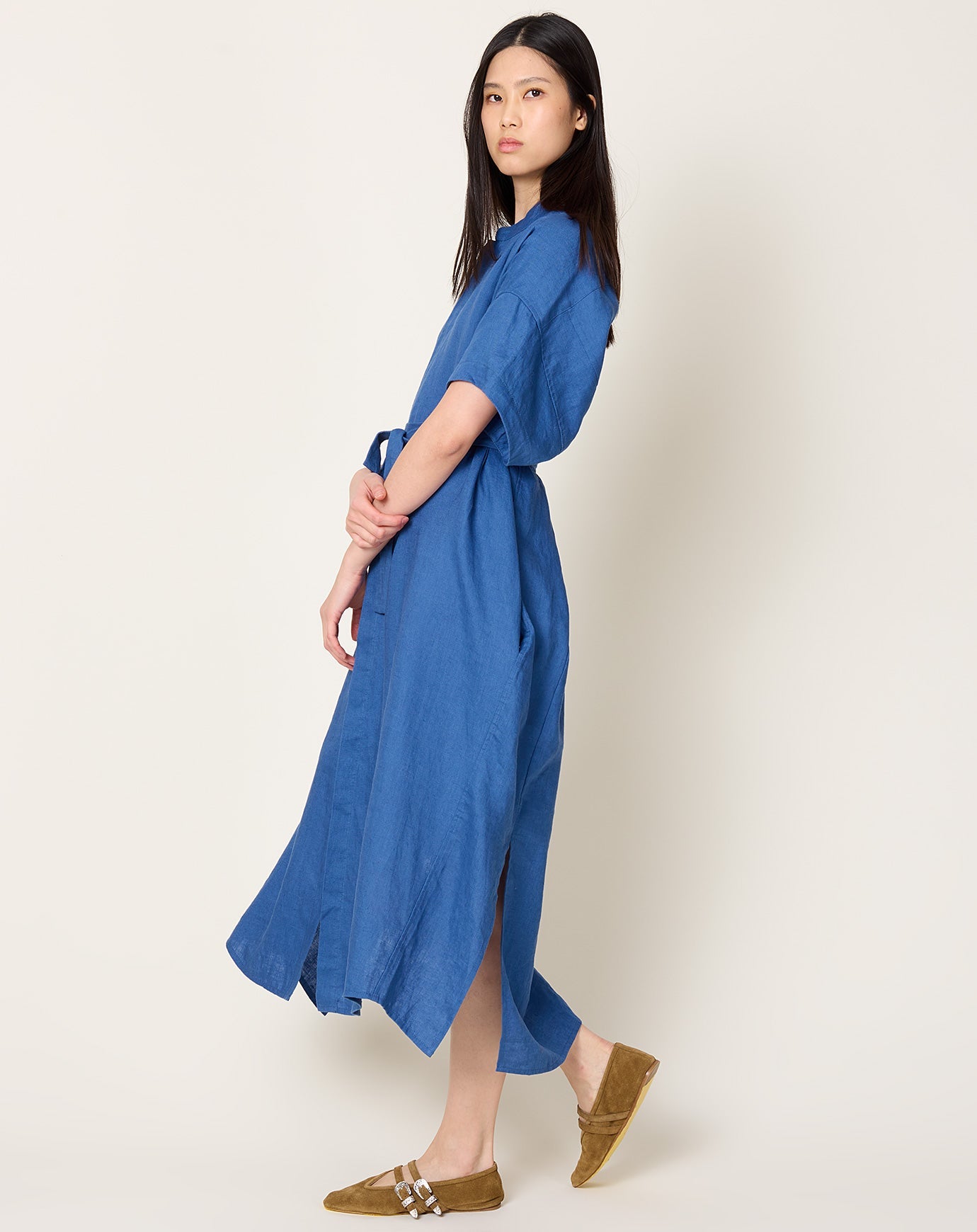 7115 by Szeki Linen Shirtdress in Cobalt