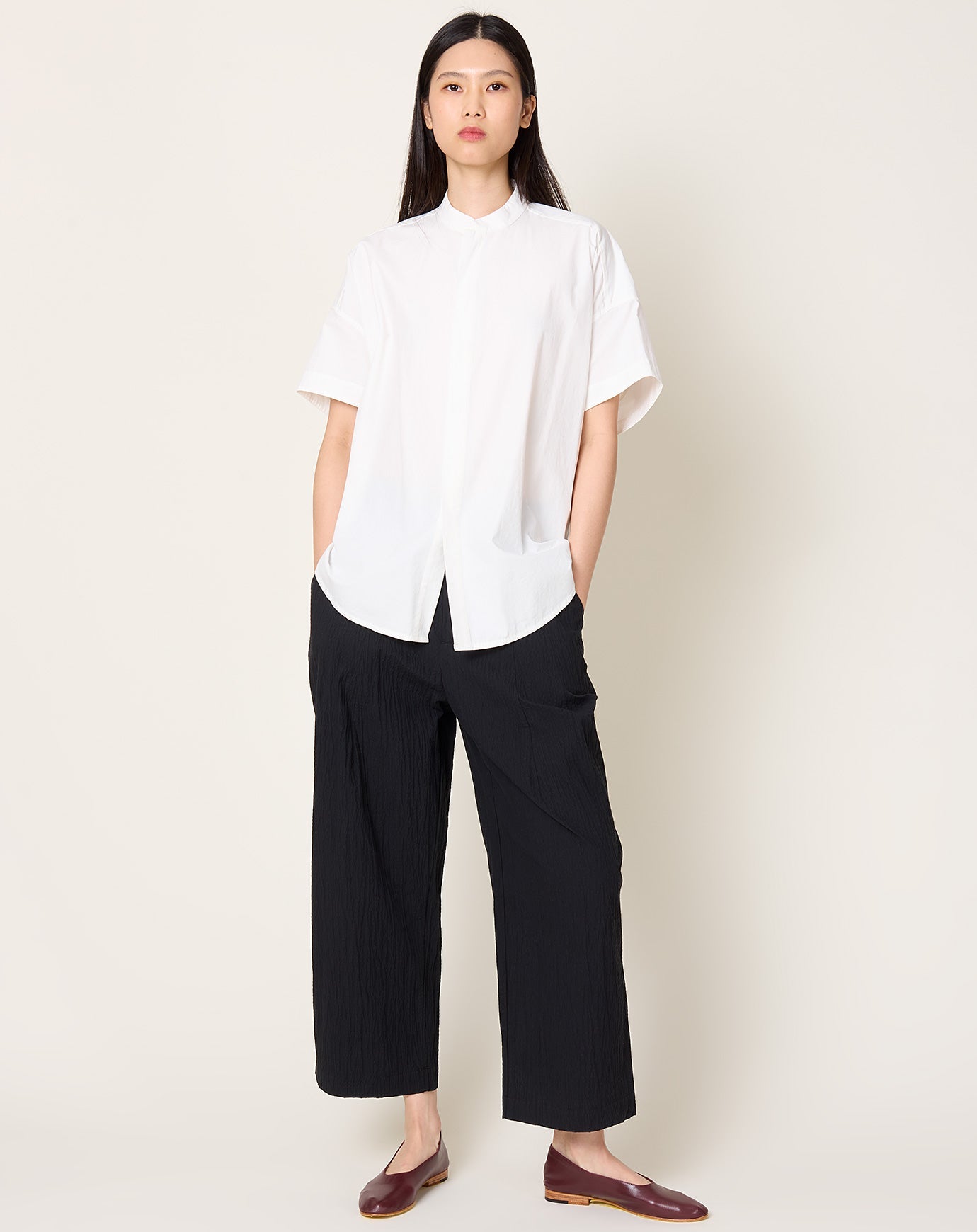 7115 by Szeki Mandarin Cocoon Short Sleeve Shirt in Off-White