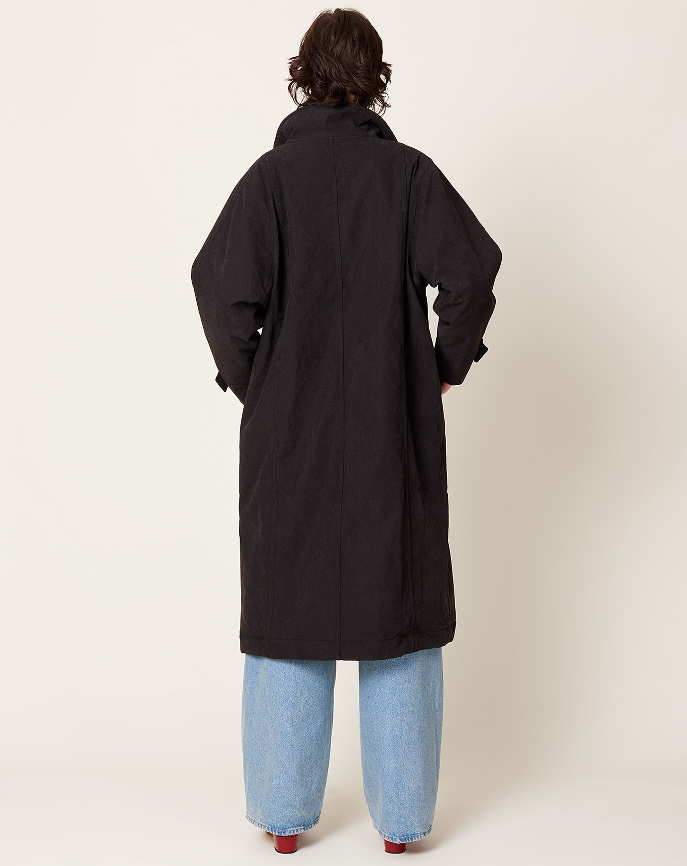 7115 by Szeki Padded Fleece Coat in Black