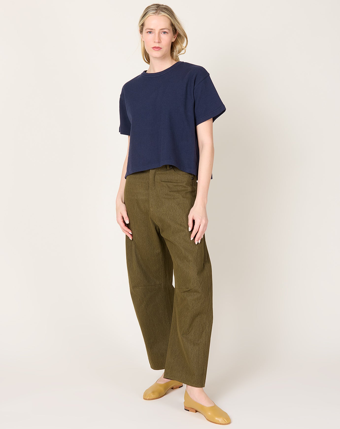 7115 by Szeki Signature Cropped Tee in Navy