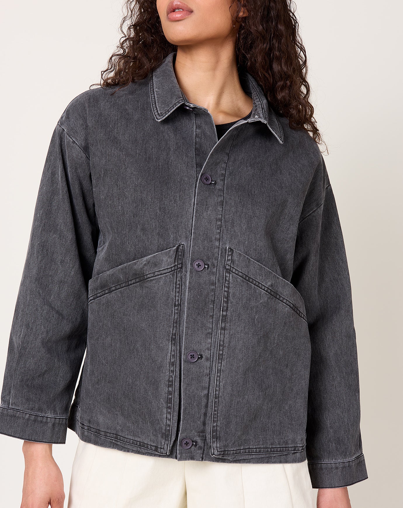 7115 by Szeki Signature Panel Pockets Jacket in Washed Black