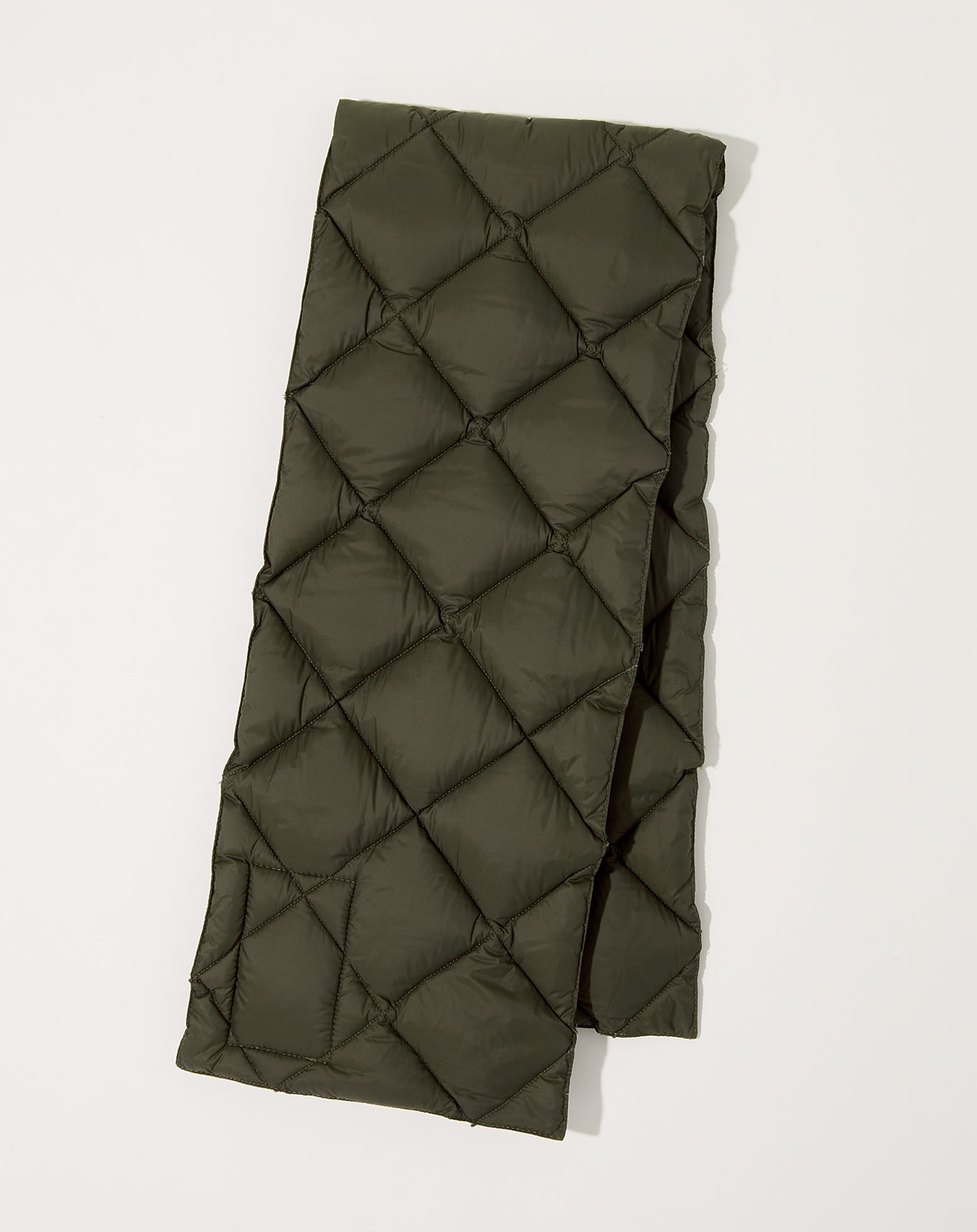 Taion City Down Scarf in Olive