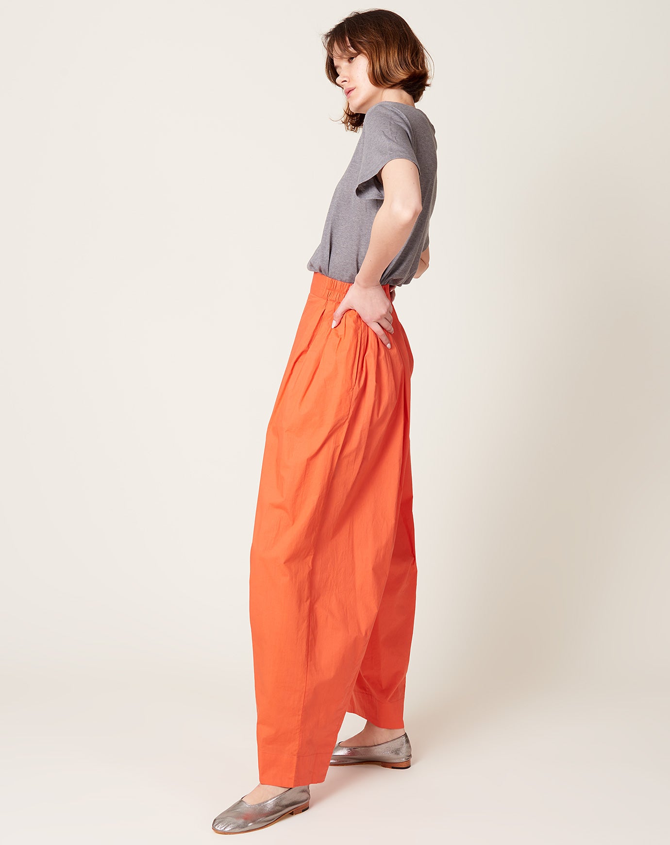 Anaak Jai Pleated Pants in Rouge Orange