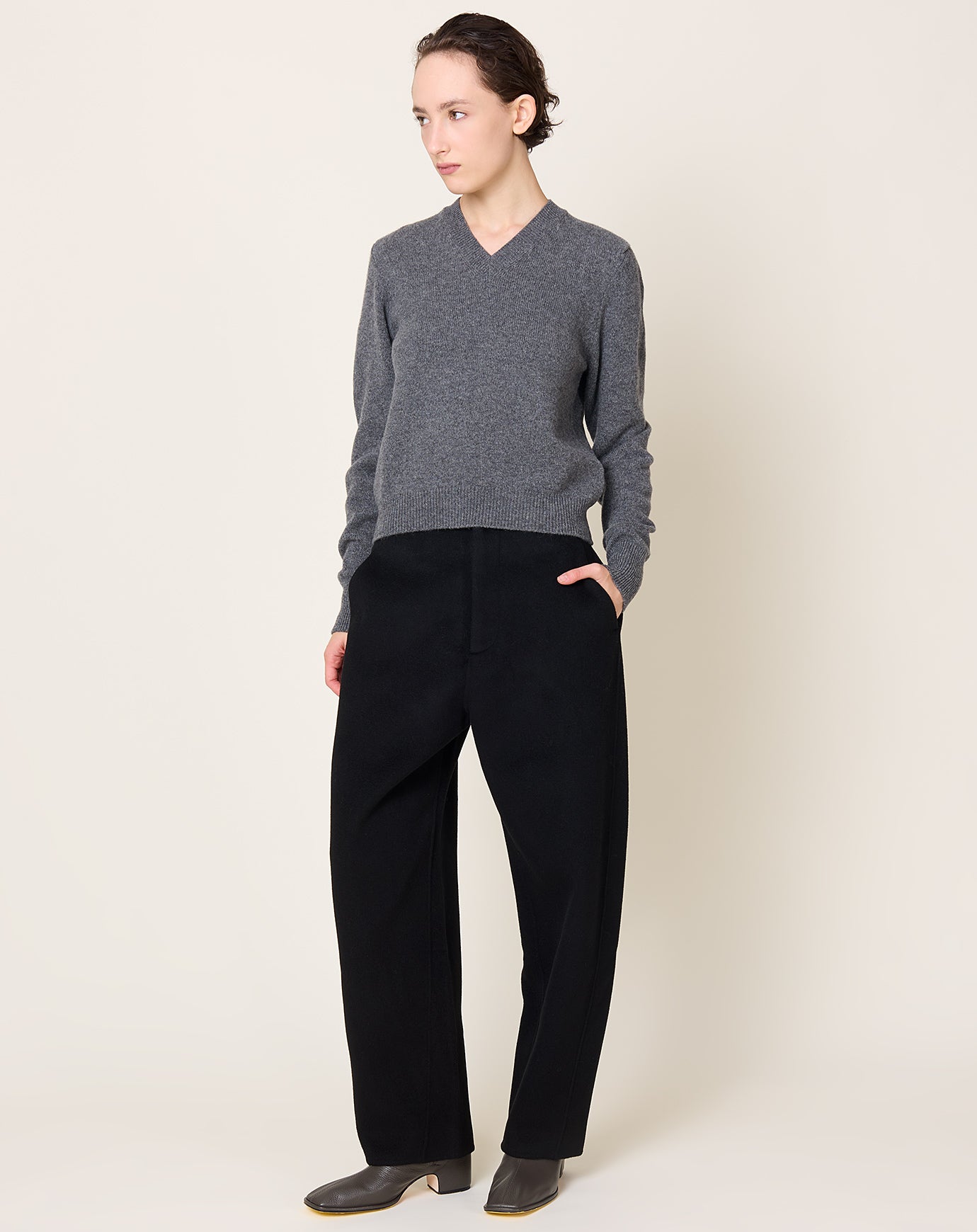 &Daughter Silgo V-Neck in Derby Grey